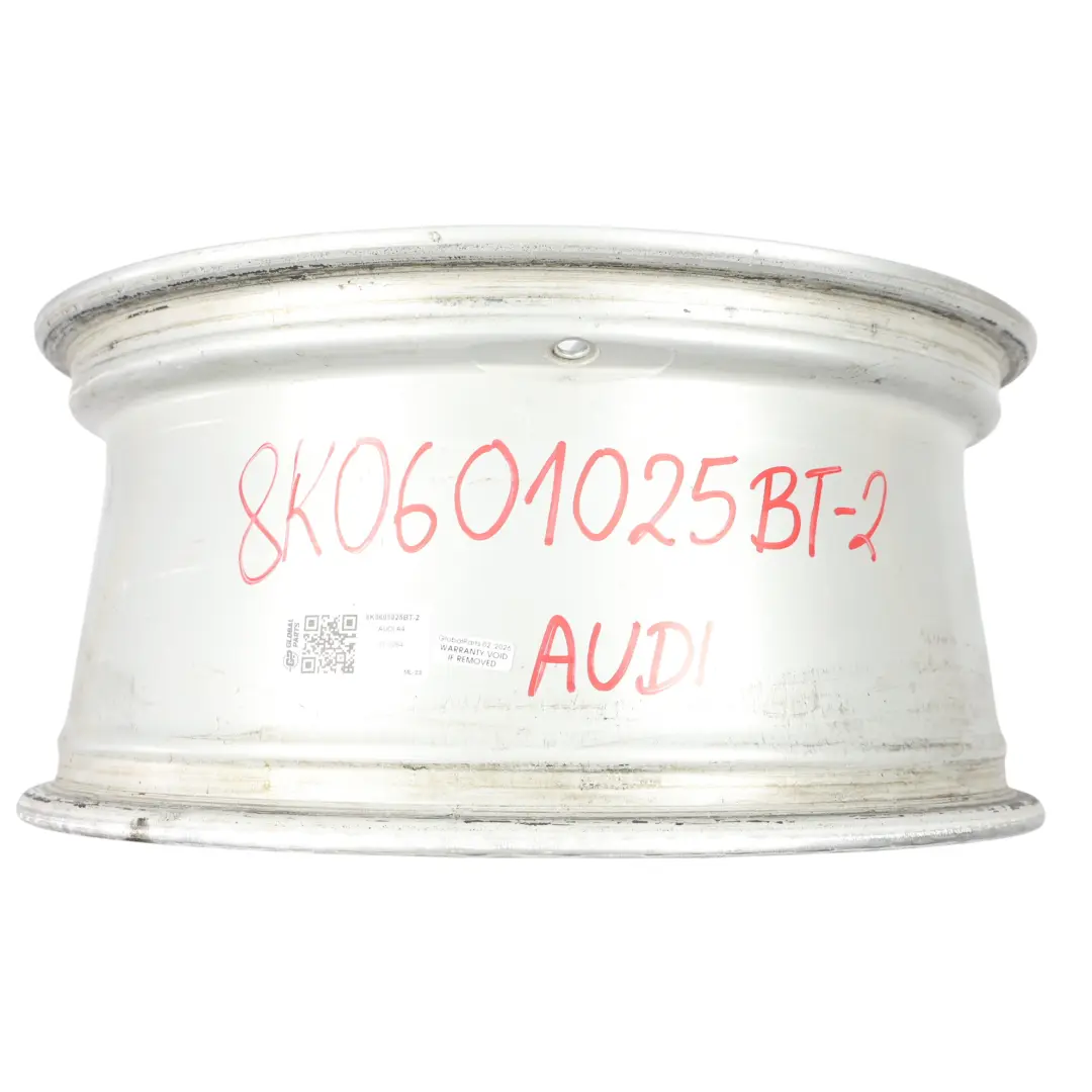 Jante En Alliage Argentée 18" 8J ET:47 pour Audi A4 B8 à propos du numéro de pièce 8K0601025BT Audi A4 B8 Jante En Alliage Argentée 18" 8J ET:47 - SKU 8K0601025BT-2 - Numéro de pièce 8K0601025BT