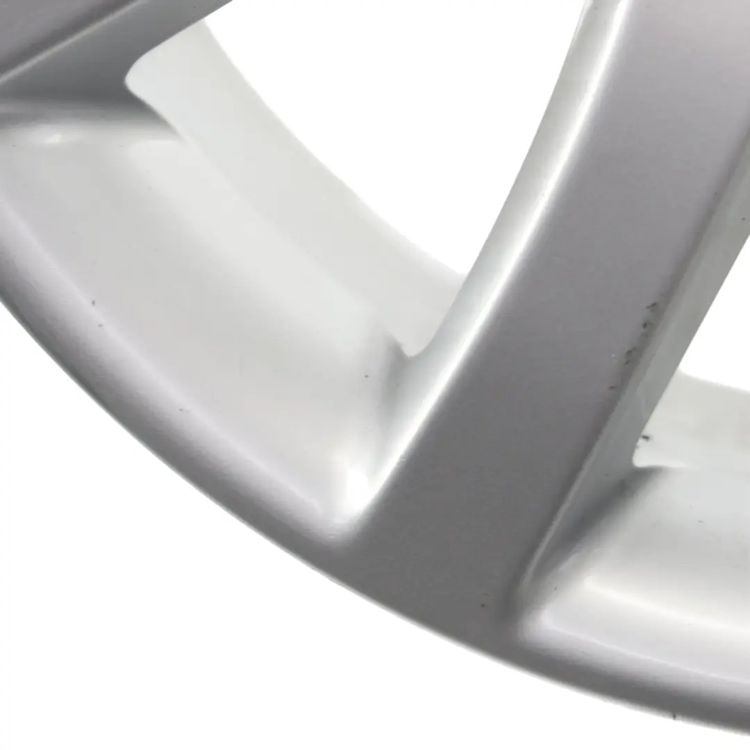 Silberne Leichtmetallfelge Felge 18" 8J ET:47 für Audi A4 B8 mit Teilenummer 8K0601025BT Audi A4 B8 Silberne Leichtmetallfelge Felge 18" 8J ET:47 - SKU 8K0601025BT-2 - Teilenummer 8K0601025BT