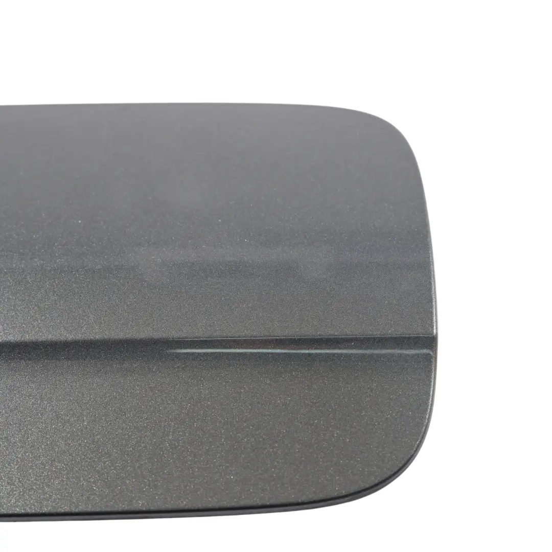 Audi A4 B8 Tapa Combustible Cubierta Gris Perla Daytona Z7S - SKU 8K0809907-DGR - Número de pieza 8K0809907
