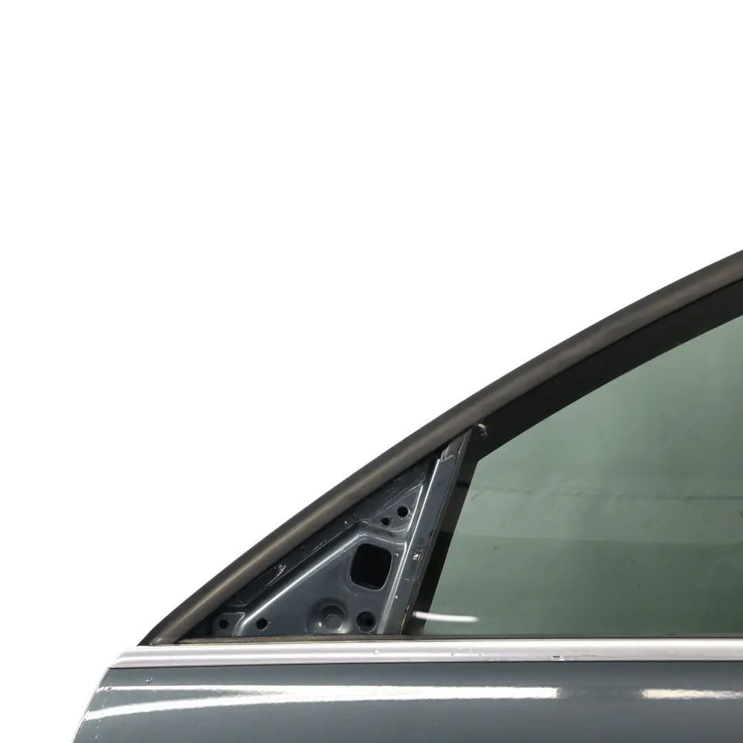 Gauche Meteor Grey Gris Nacré Métallisé - Z7H pour Audi A4 B8 Porte Avant à propos du numéro de pièce 8K0831051J Audi A4 B8 Porte Avant Gauche Meteor Grey Gris Nacré Métallisé - Z7H - SKU 8K0831051J-MGR1 - Numéro de pièce 8K0831051J