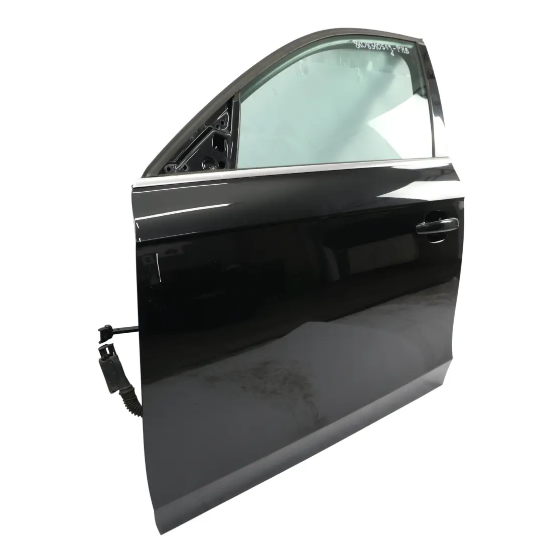 Gauche Phantom Black Pearl Effect Noir - Z9Y pour Audi A4 B8 Porte Avant à propos du numéro de pièce 8K0831051J Audi A4 B8 Porte Avant Gauche Phantom Black Pearl Effect Noir - Z9Y - SKU 8K0831051J-PHB - Numéro de pièce 8K0831051J