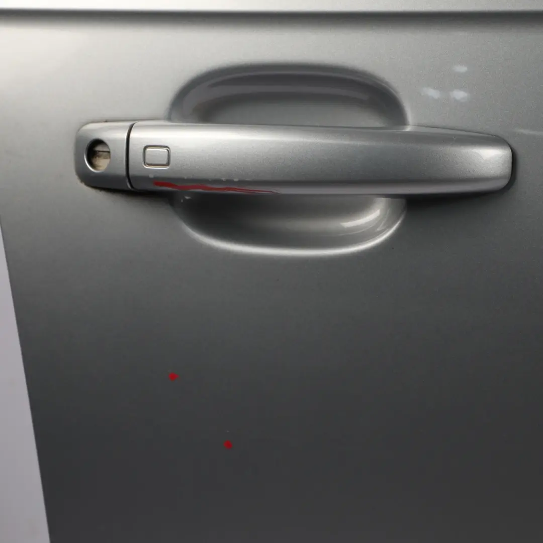 Door Front Right O/S Foil Silver Metallic - Z7G to Audi A4 B8 with Part number 8K0831052J Audi A4 B8 Door Front Right O/S Foil Silver Metallic - Z7G - SKU 8K0831052J-FSI - Part number 8K0831052J