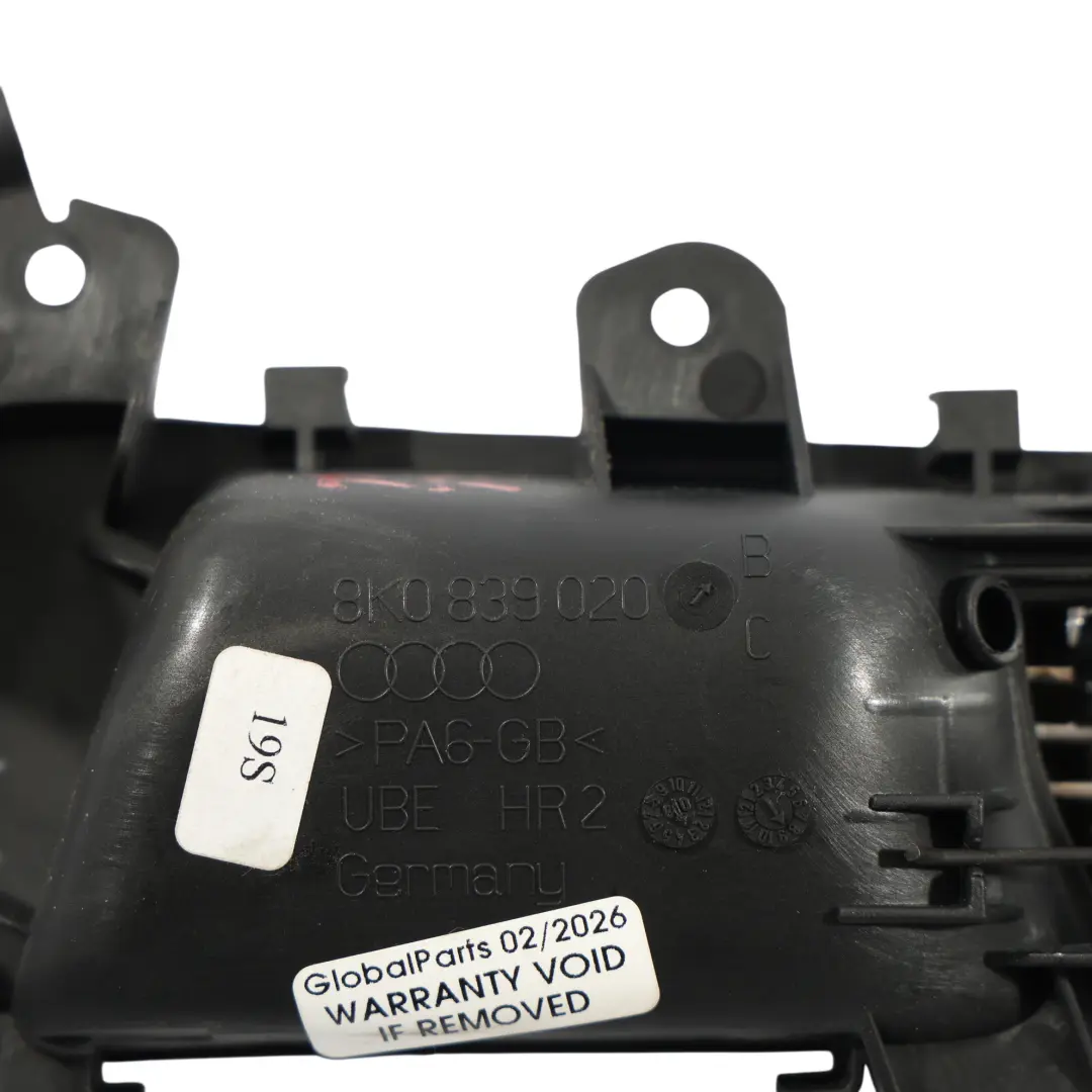 Maniglia Di Presa Interna Trim Ambient Posteriore Destra per Audi A4 B8 con numero di parte 8K0839020B Audi A4 B8 Maniglia Di Presa Interna Trim Ambient Posteriore Destra - SKU 8K0839020B - Numero di parte 8K0839020B