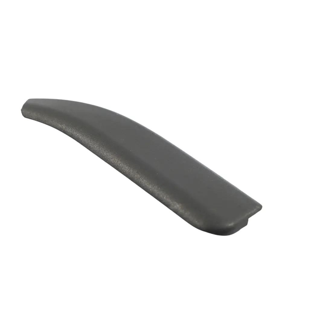 Guarnizione Porta Staffa Coprire Posteriore Destra per Audi S4 B8 A4 B8 con numero di parte 8K0839060 Audi S4 B8 A4 B8 Guarnizione Porta Staffa Coprire Posteriore Destra - SKU 8K0839060 - Numero di parte 8K0839060