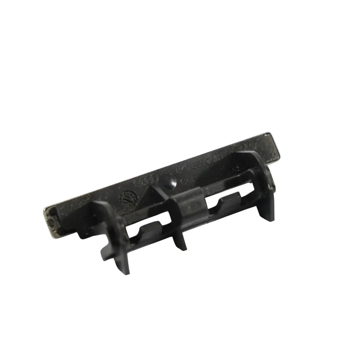 Audi A4 B8 Calandre Avant Cache Radiateur Emblème Quattro - SKU 8K0853736E - Numéro de pièce 8K0853736E