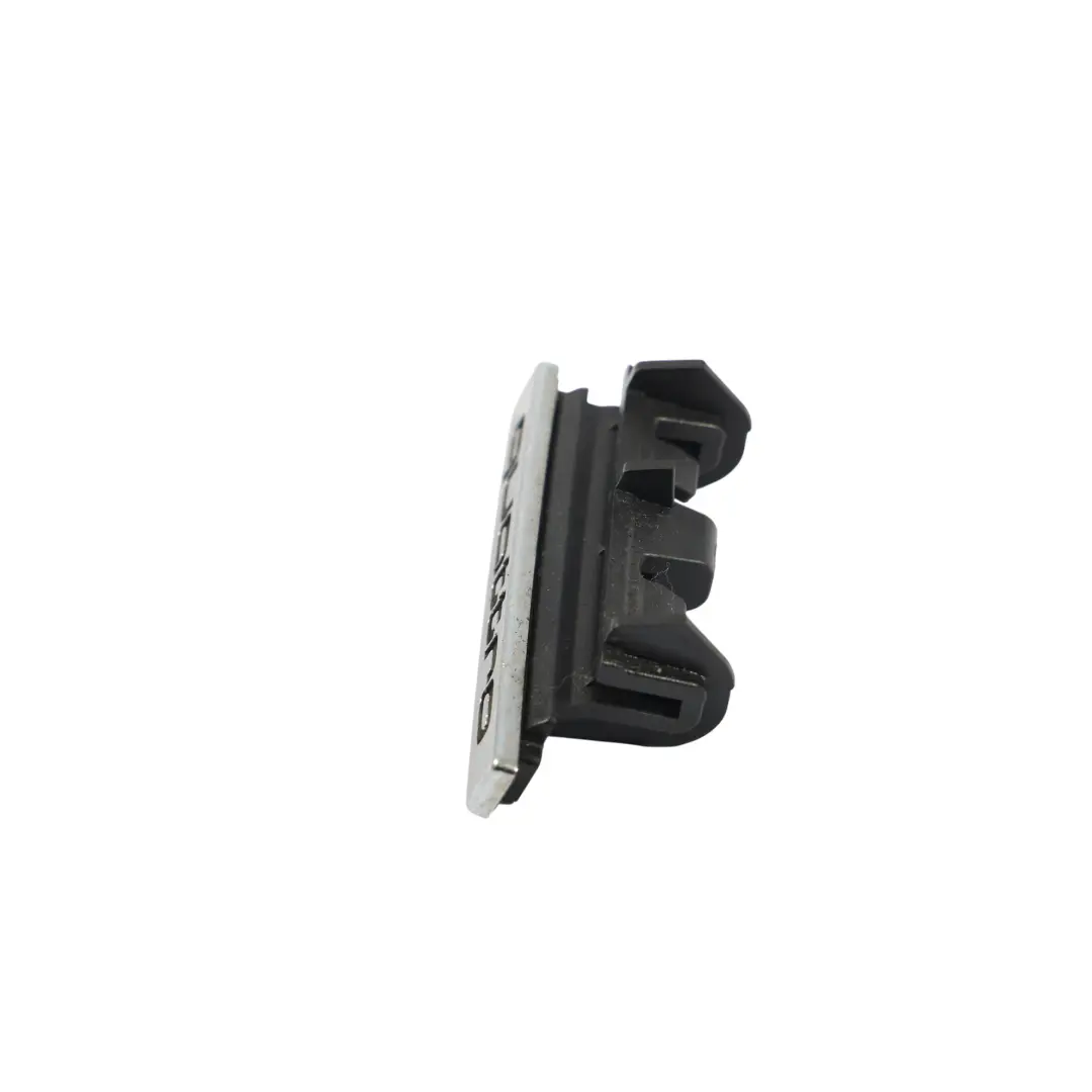 Audi A4 B8 Calandre Avant Cache Radiateur Emblème Quattro - SKU 8K0853736E - Numéro de pièce 8K0853736E