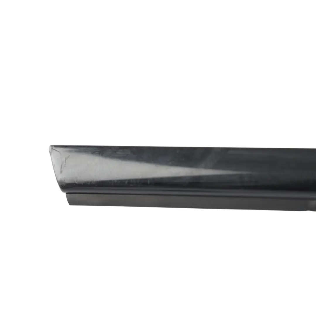 Joint Étanchéité Vitre Porte Avant Gauche Noir pour Audi A4 B8 à propos du numéro de pièce 8K0853763L Audi A4 B8 Joint Étanchéité Vitre Porte Avant Gauche Noir - SKU 8K0853763L - Numéro de pièce 8K0853763L