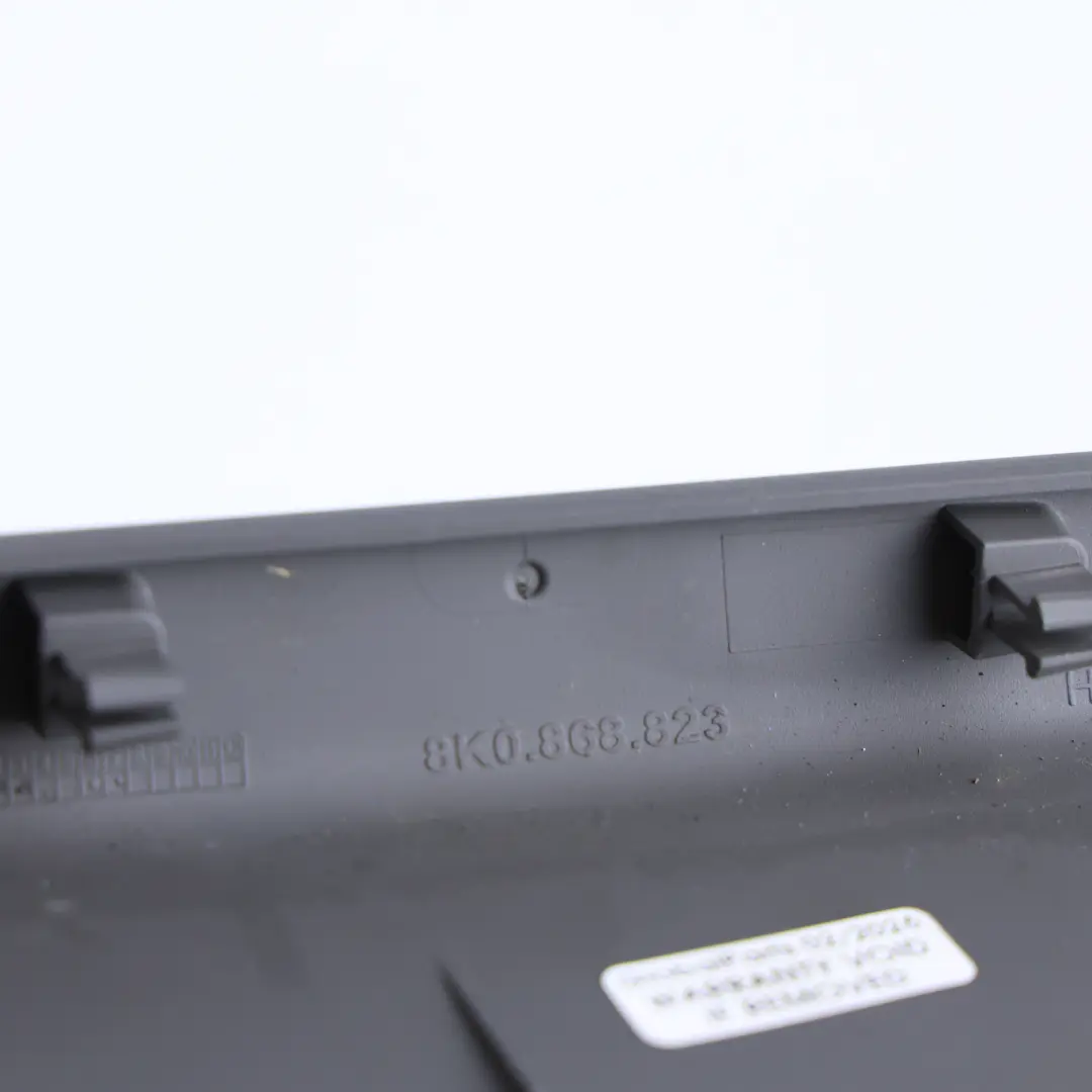 Tapa Apoyabrazos Puerta Panel Trasero Izquierdo Gris para Audi A4 B8 con número de pieza 8K0868823 Audi A4 B8 Tapa Apoyabrazos Puerta Panel Trasero Izquierdo Gris - SKU 8K0868823-1 - Número de pieza 8K0868823
