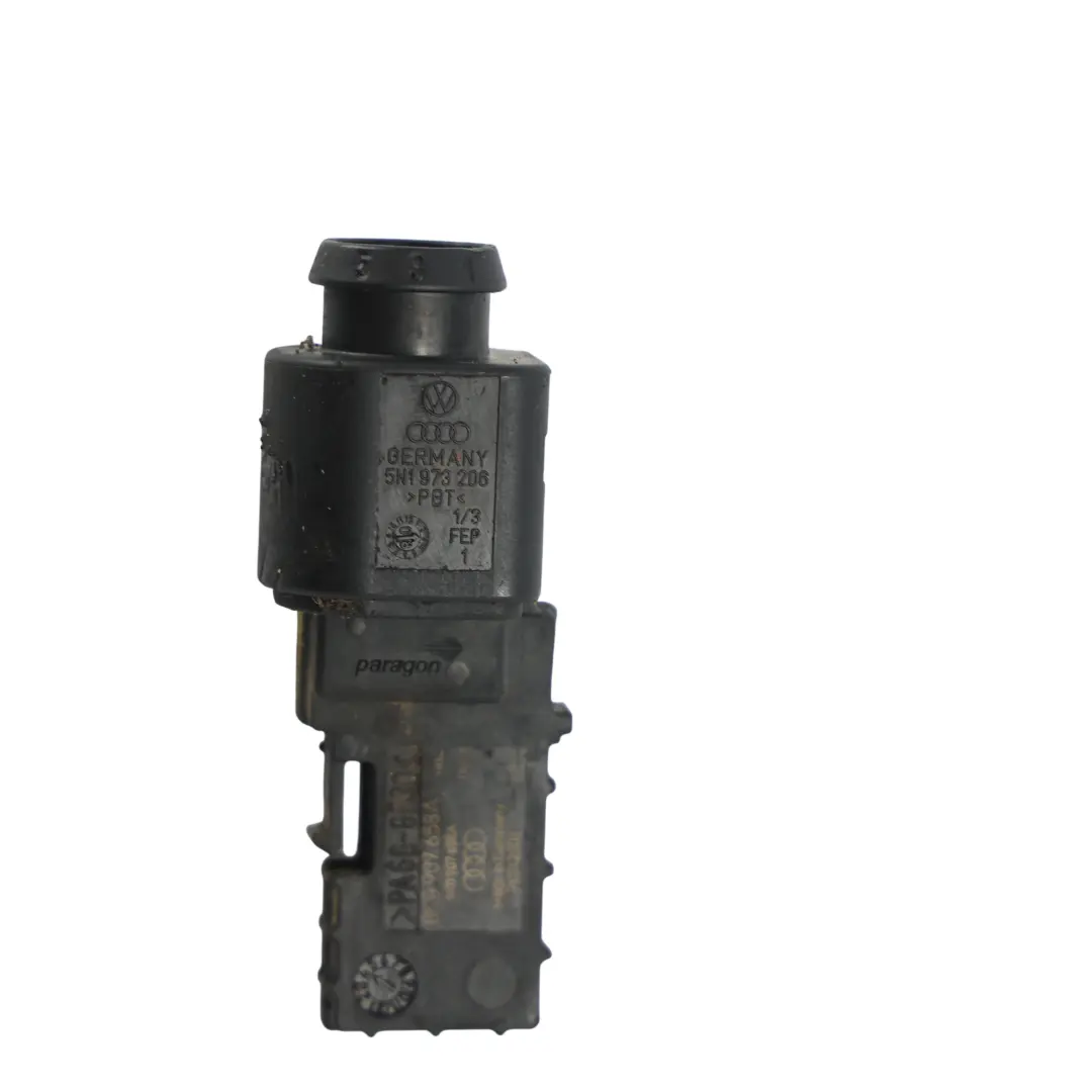 Audi A4 B8 Capteur Qualité Air Climatisation - SKU 8K0907658A - Numéro de pièce 8K0907658A