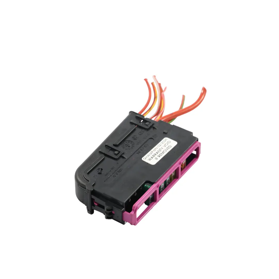 Audi A5 8T A6 C6 A7 4G Relay Fuse Box Connettore Presa Modulo Unità - SKU 8K0941824 - Numero di parte 8K0941824
