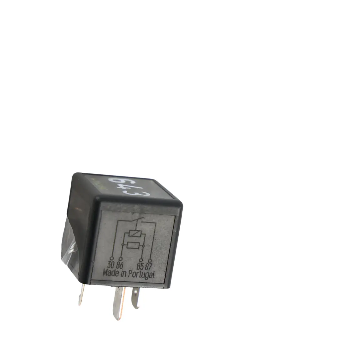 Relais 643 Modul 4 Pin Set X3 für Audi VW Seat mit Teilenummer 8K0951253 Audi VW Seat Relais 643 Modul 4 Pin Set X3 - SKU 8K0951253-2 - Teilenummer 8K0951253