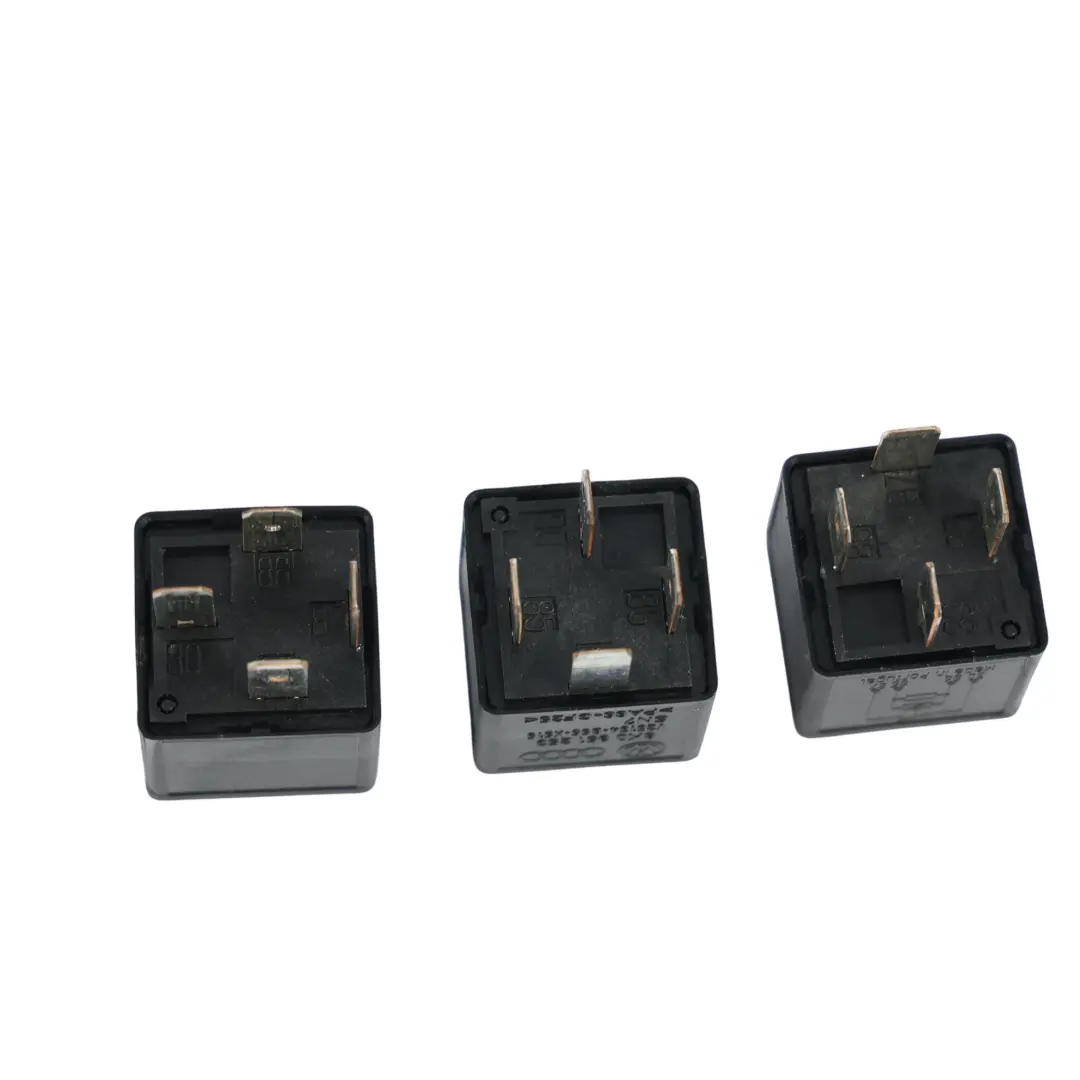 Relais 643 Unité Module 4 Broches Set X3 pour Audi VW Volkswagen Seat à propos du numéro de pièce 8K0951253 Audi VW Volkswagen Seat Relais 643 Unité Module 4 Broches Set X3 - SKU 8K0951253-2 - Numéro de pièce 8K0951253