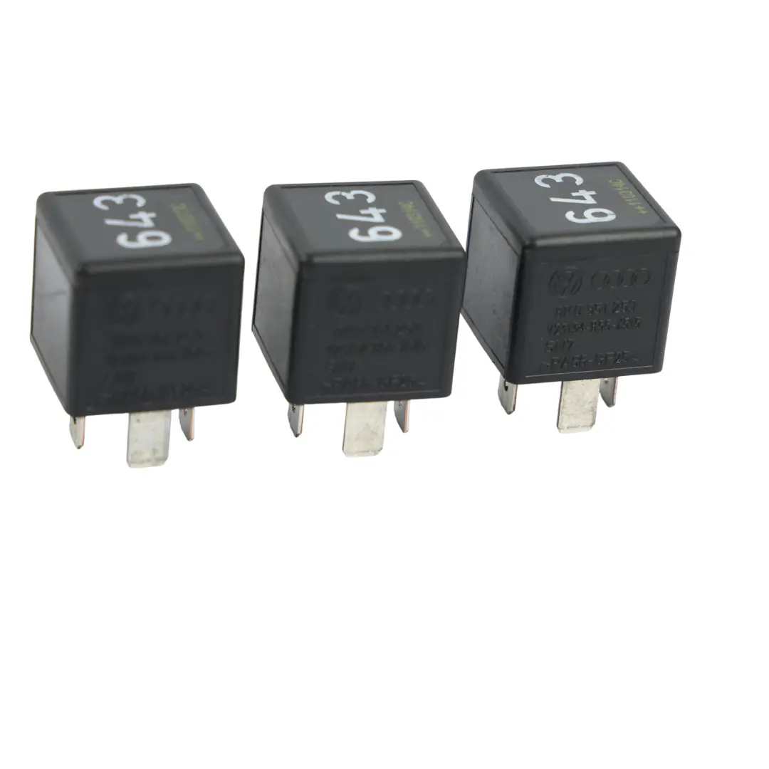 Audi VW Volkswagen Seat Przekaźnik 643 Moduł 4 Piny Zestaw X3 - SKU 8K0951253-2 - Numer Części 8K0951253