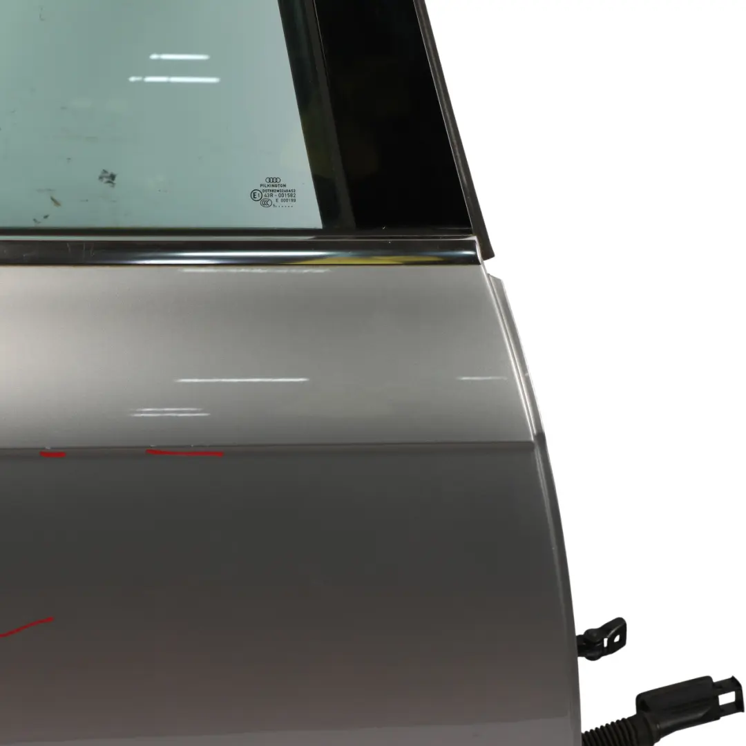 Audi A4 B8 Limousine Rear Door Right O/S Foil Silver Metallic - Z7G - SKU 8K5833052D-FSI - Part number 8K5833052D