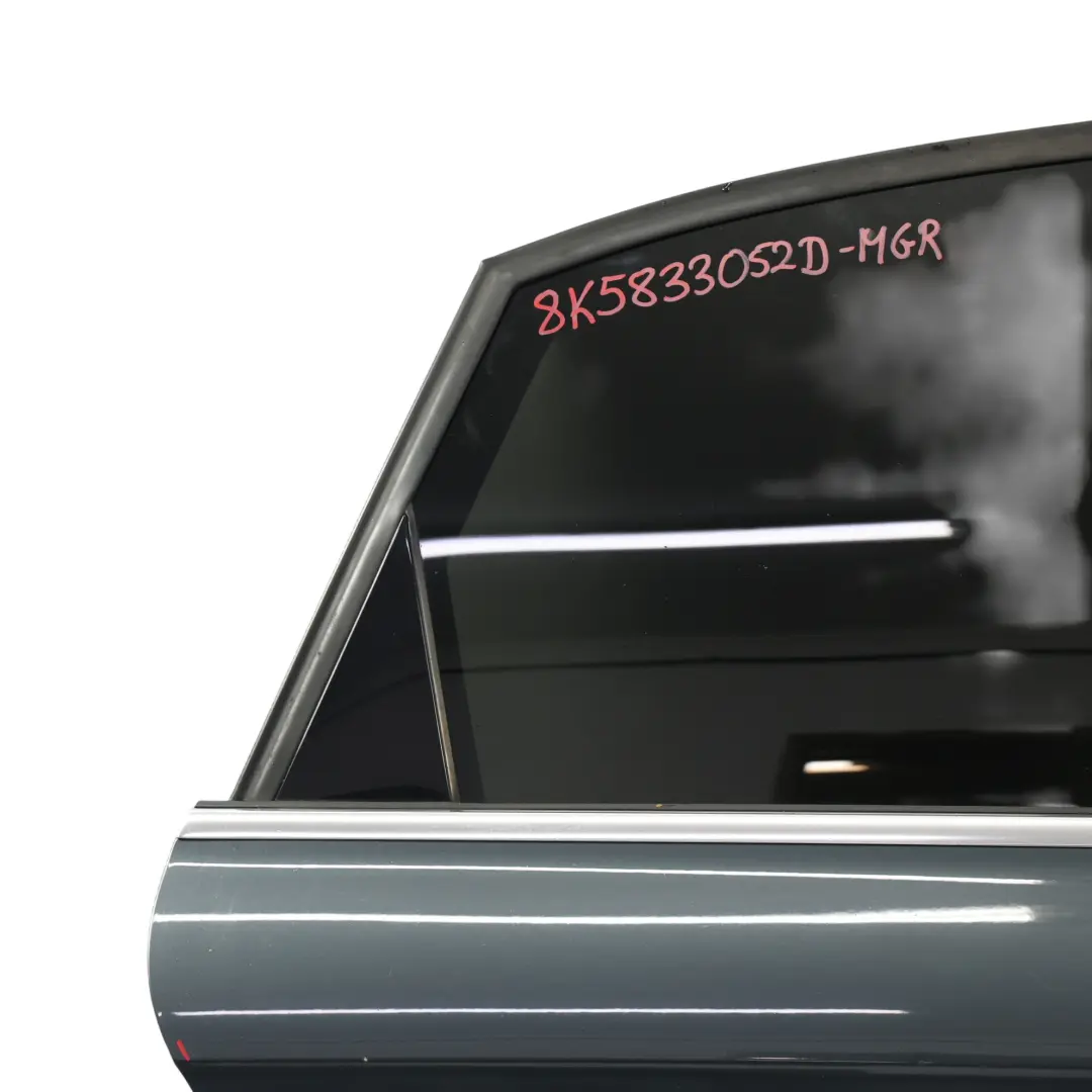 Audi A4 B8 Limousine Porta Posteriore Destra Meteor Grey Pearl Metallic - Z7H - SKU 8K5833052D-MGR - Numero di parte 8K5833052D