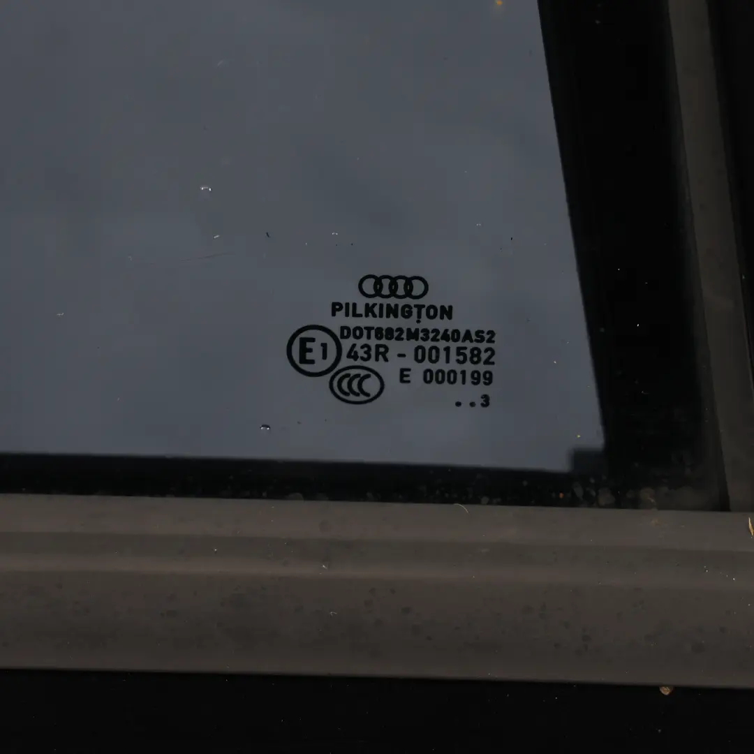 Audi A4 B8 Limousine Drzwi Prawe Tylne Prawy Tył Phantom Black Czarne - Z9Y - SKU 8K5833052D-PHB1 - Numer Części 8K5833052D