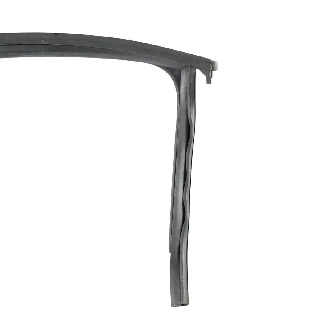 Window Guide Seal Door Frame Gasket Rubber Rear Right O/S to Audi A4 B8 with Part number 8K5839440E Audi A4 B8 Window Guide Seal Door Frame Gasket Rubber Rear Right O/S - SKU 8K5839440E - Part number 8K5839440E