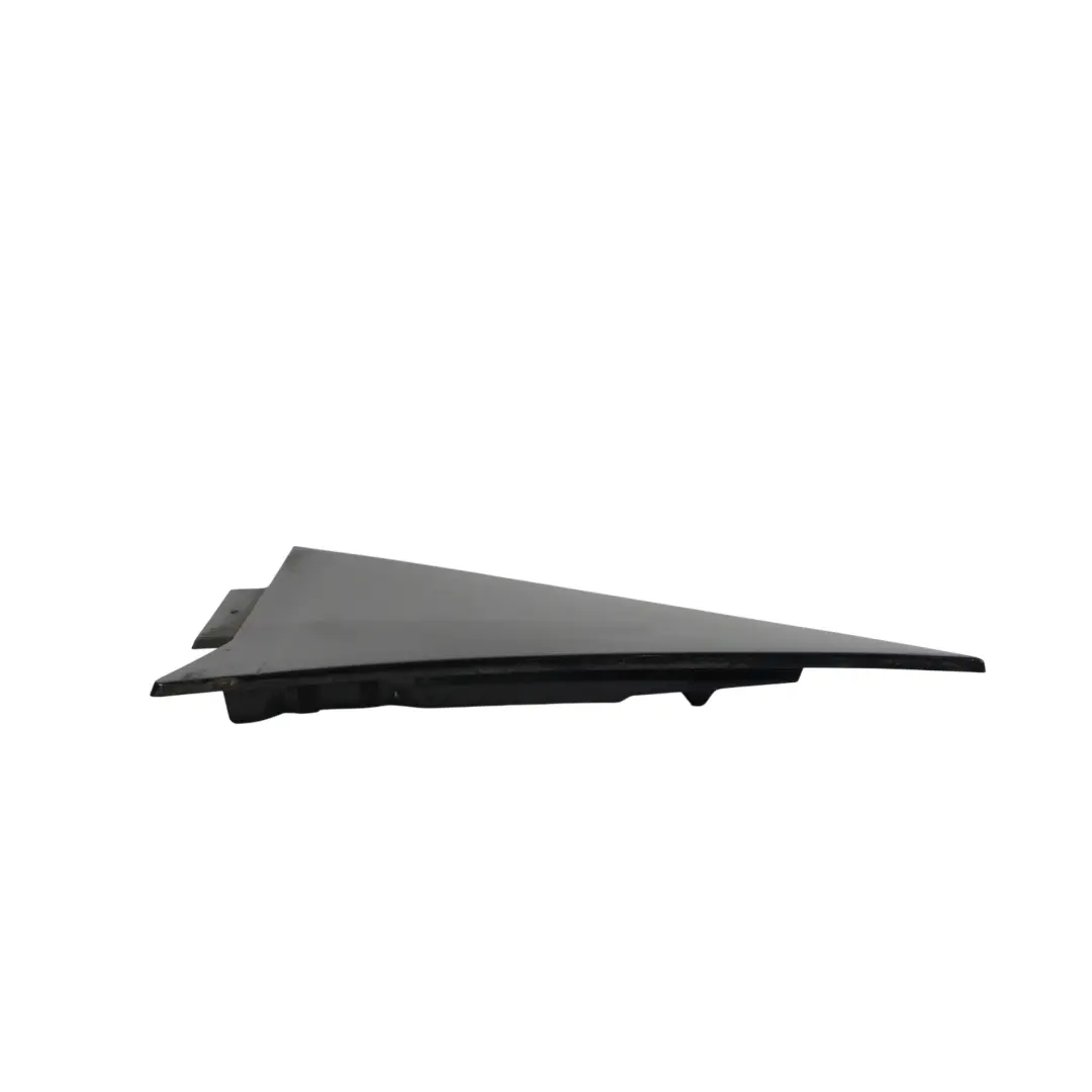 Modanatura Copertura Triangolo Lunotto Posteriore Destra per Audi A4 B8 con numero di parte 8K5853274F Audi A4 B8 Modanatura Copertura Triangolo Lunotto Posteriore Destra - SKU 8K5853274F - Numero di parte 8K5853274F