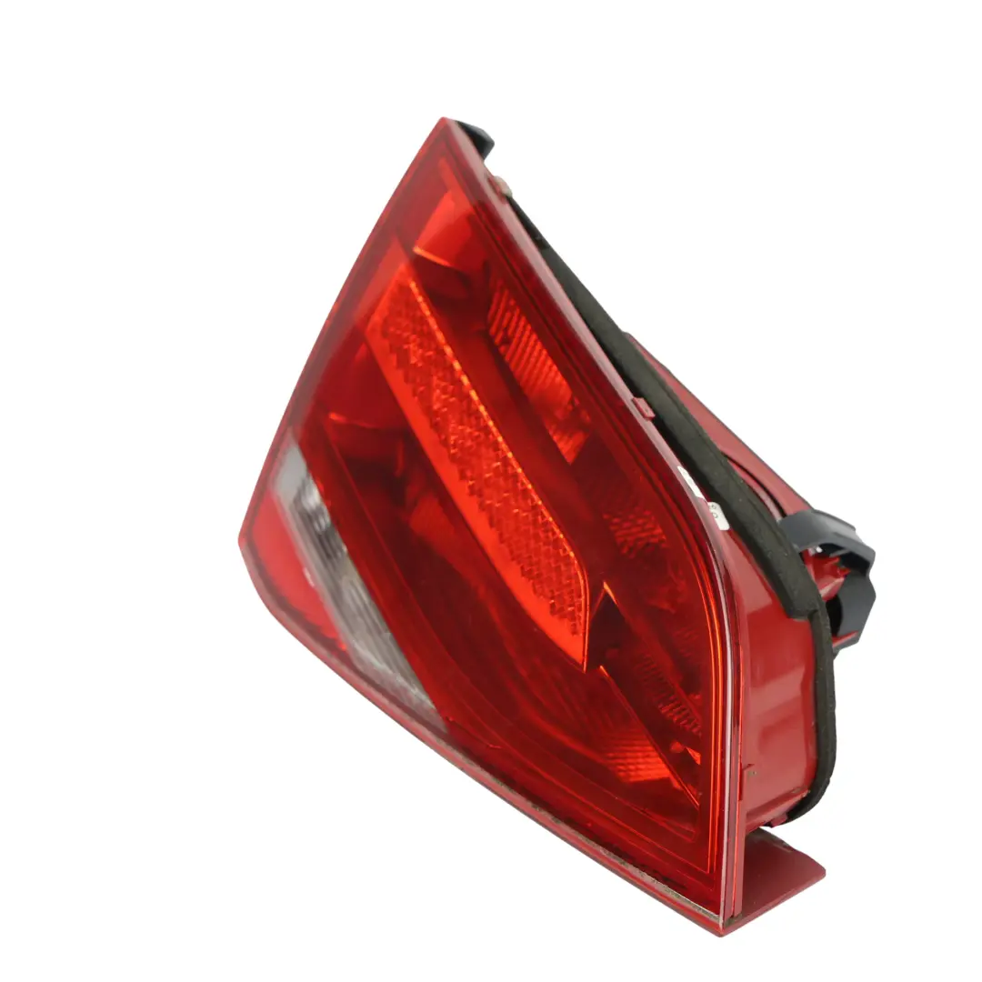 Audi A4 B8 Limousine Kofferraum Klappe Rücklicht Lampe Innen Links - SKU 8K5945093 - Teilenummer 8K5945093