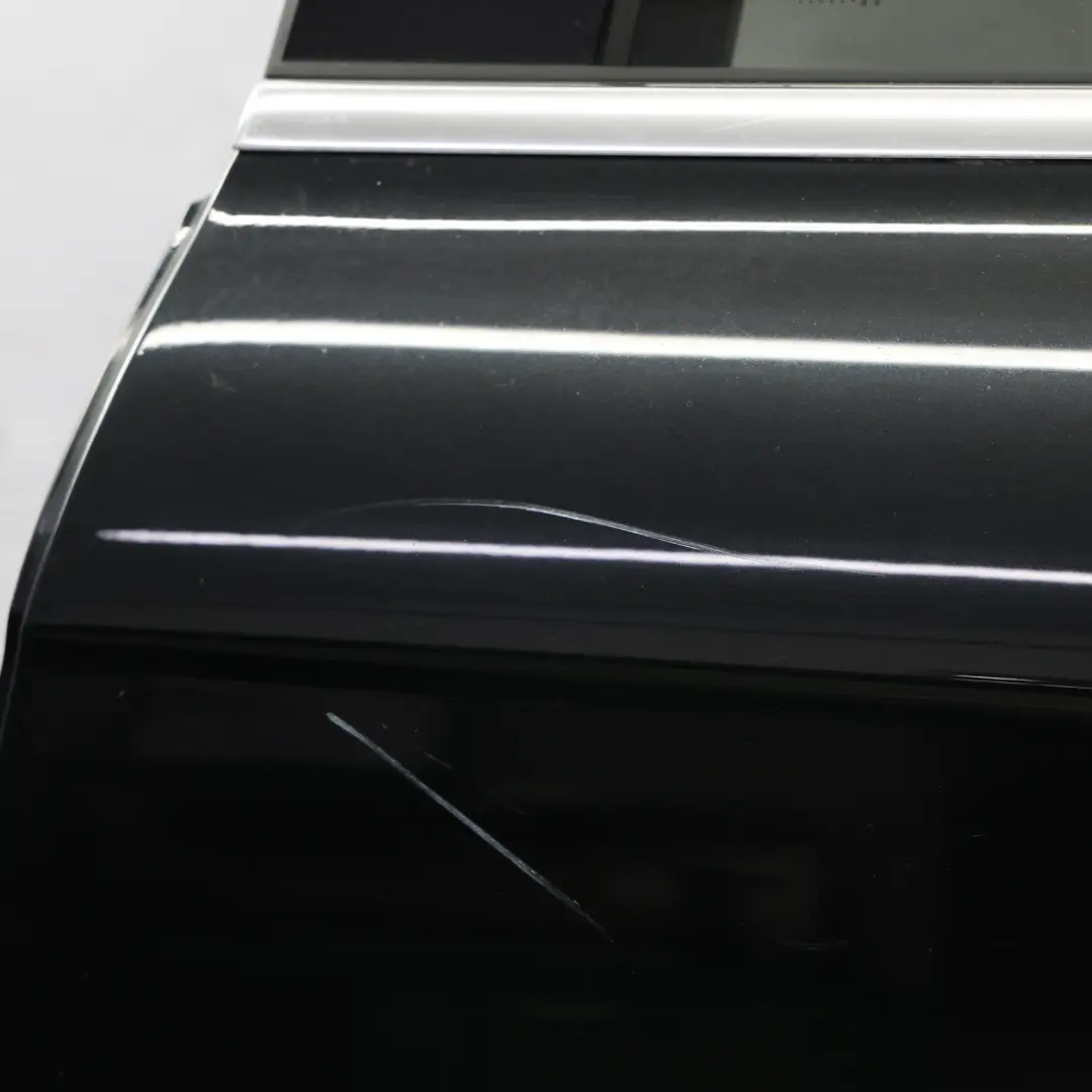 Tylne Drzwi Lewe Phantom Black Czarne - Z9Y do Audi A4 B8 Avant o numerze 8K9833051D Audi A4 B8 Avant Tylne Drzwi Lewe Phantom Black Czarne - Z9Y - SKU 8K9833051D-PHB2 - Numer Części 8K9833051D