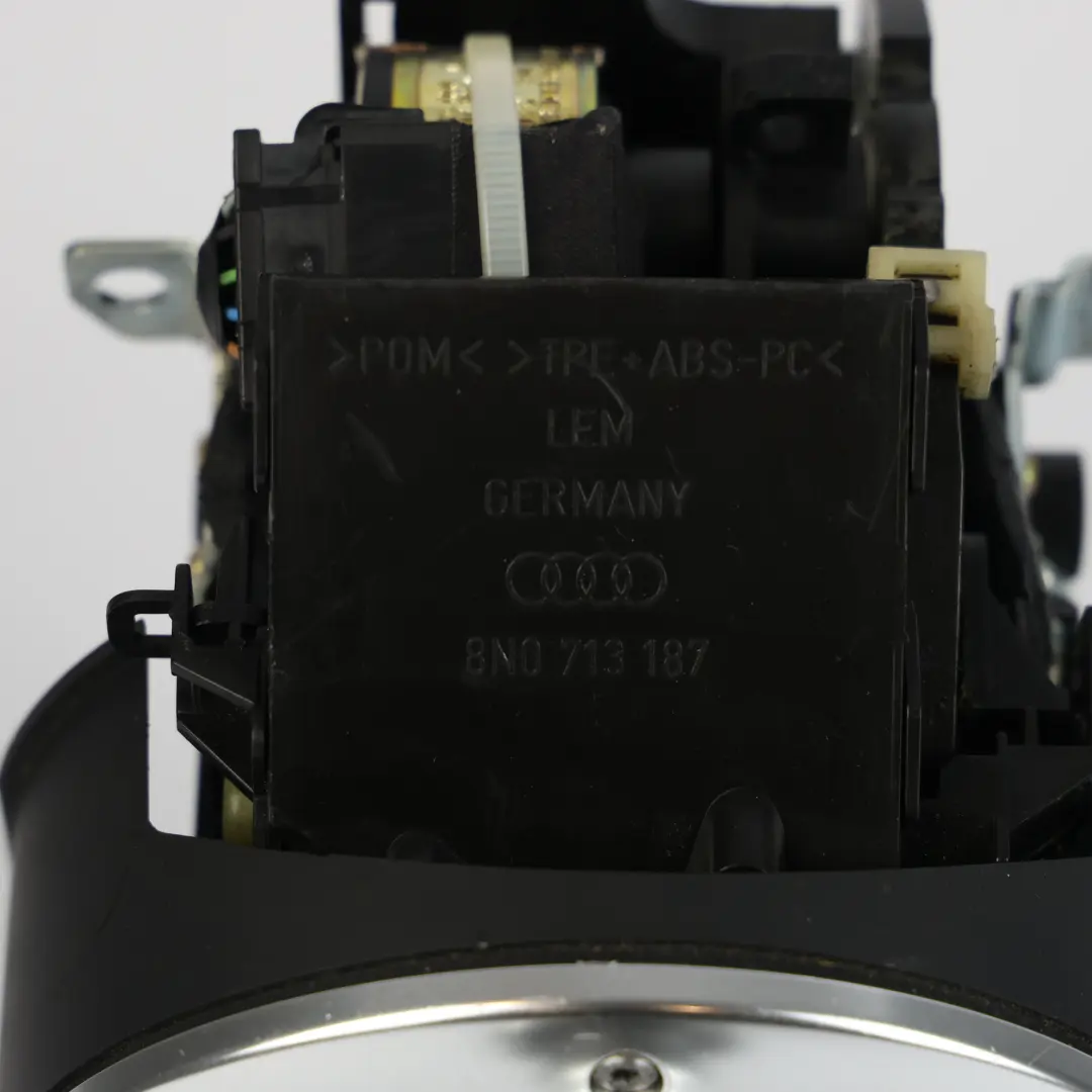 8N Caja Cambios Automática Palanca Cambios Selector Asamblea 8N0713187 para Audi TT con número de pieza 8N0713025D Audi TT 8N Caja Cambios Automática Palanca Cambios Selector Asamblea 8N0713187 - SKU 8N0713025D - Número de pieza 8N0713025D