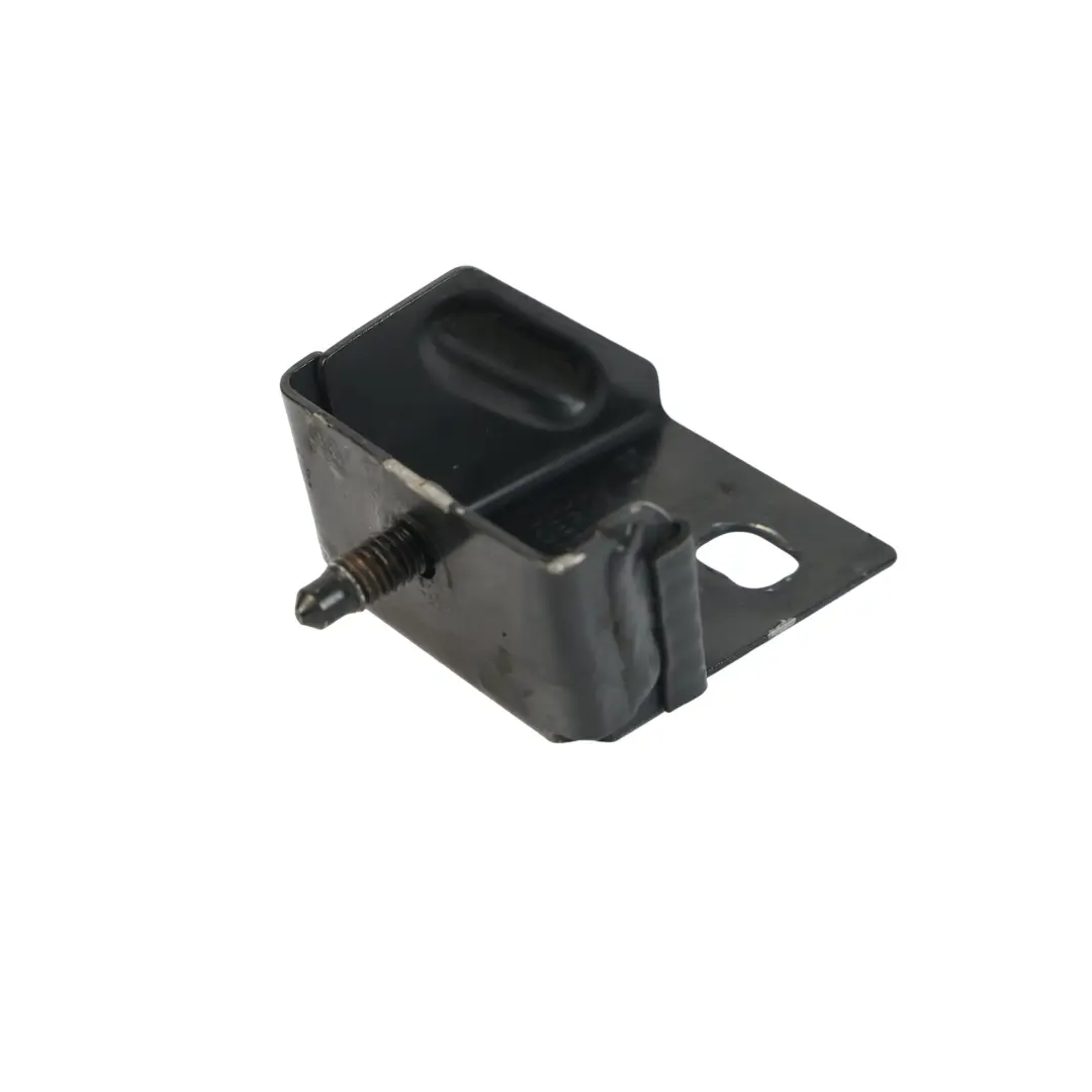 8N Supporto Barra Di Rinforzo Anteriore Sinistro Per Traversa per Audi TT con numero di parte 8N0805239A Audi TT 8N Supporto Barra Di Rinforzo Anteriore Sinistro Per Traversa - SKU 8N0805239A - Numero di parte 8N0805239A