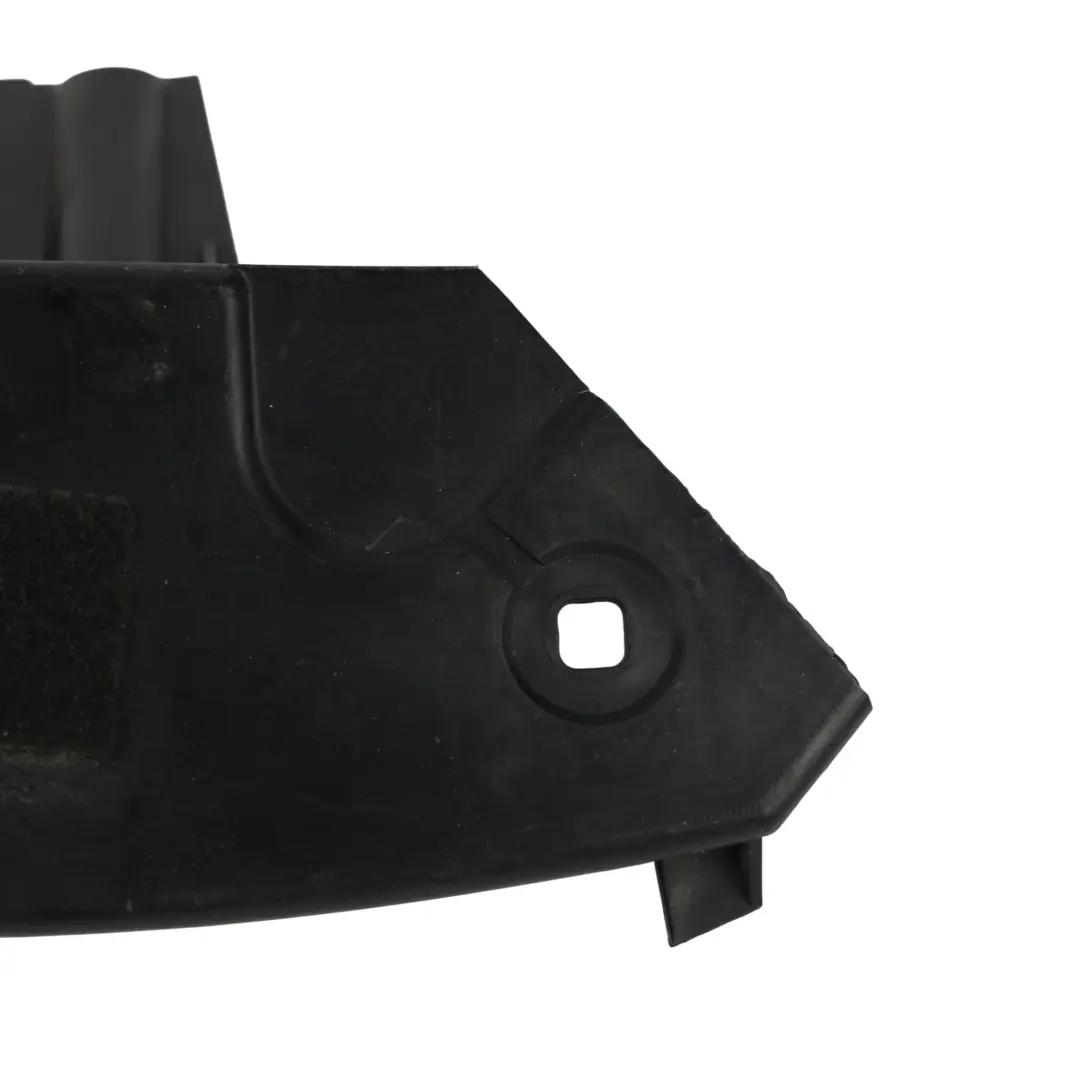 Audi TT 8N Parachoques Trasero Guía Soporte Soporte Derecho - SKU 8N0807484A - Número de pieza 8N0807484A