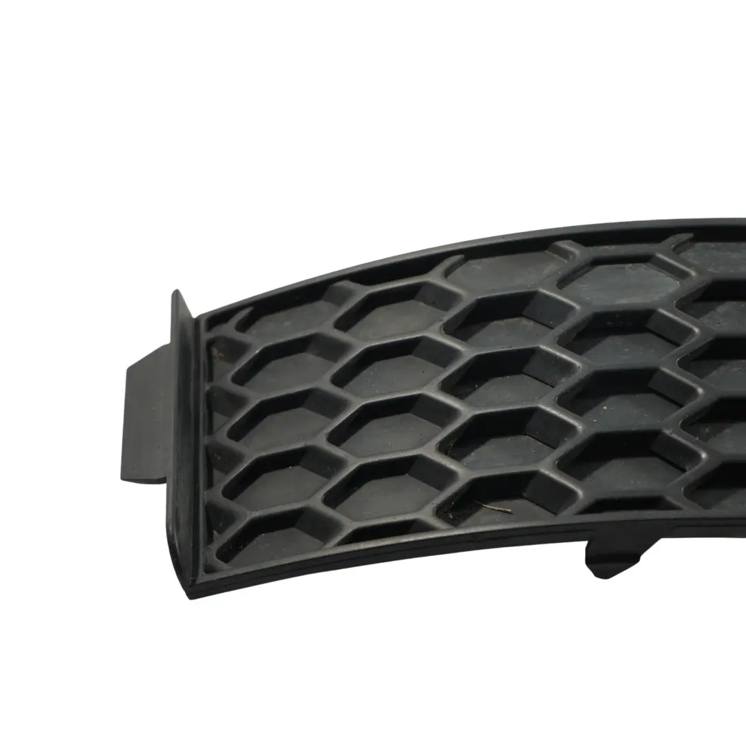 Audi TT 8N Paraurti Anteriore Griglia Guida Aria Destra 3.2 Quattro - SKU 8N0807682E - Numero di parte 8N0807682E