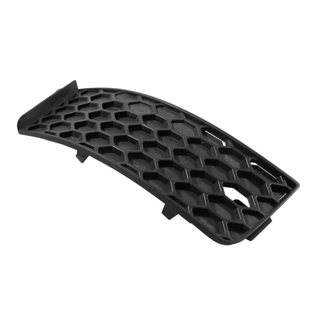 Audi TT 8N Front Bumper Air Guide Grille Right O/S 3.2 Quattro - SKU 8N0807682E - Part number 8N0807682E