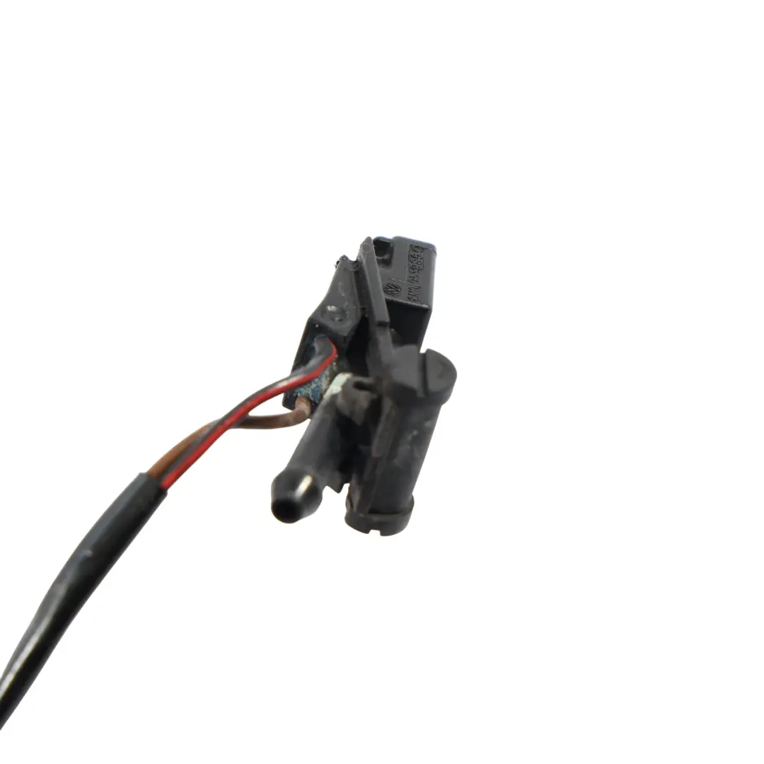 8N Ugello Spruzzatore Lavavetri Anteriore Sinistro Destro per Audi TT con numero di parte 8N0955986C Audi TT 8N Ugello Spruzzatore Lavavetri Anteriore Sinistro Destro - SKU 8N0955986C - Numero di parte 8N0955986C