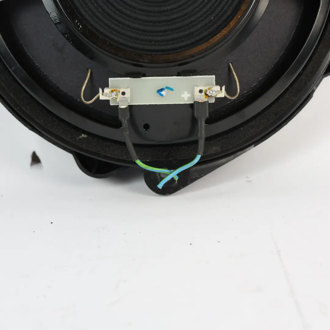 Audi TT 8N Bose Bass Subwoofer Altoparlante Centrale Posteriore - SKU 8N7035401B - Numero di parte 8N7035401B