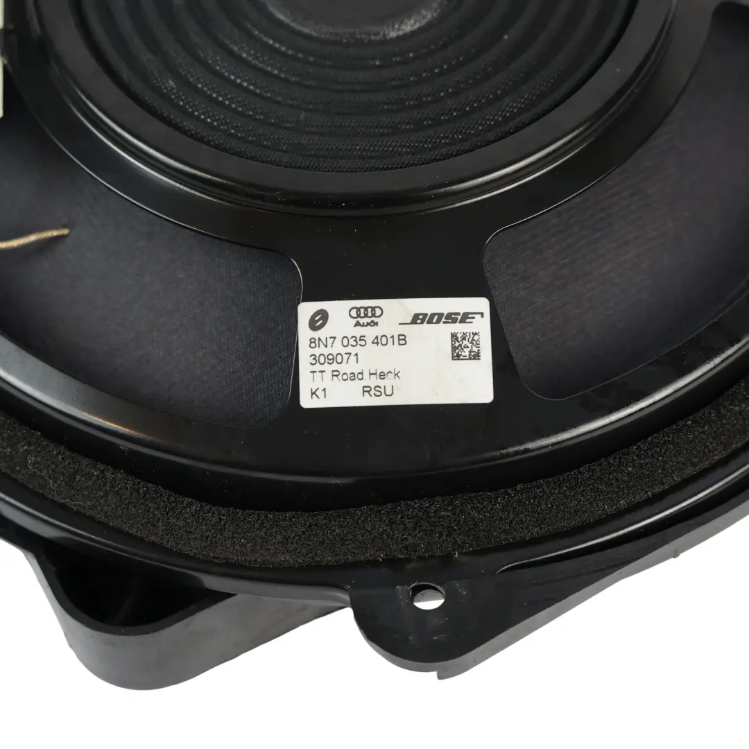 8N Bose Bass Subwoofer Altoparlante Centrale Posteriore per Audi TT con numero di parte 8N7035401B Audi TT 8N Bose Bass Subwoofer Altoparlante Centrale Posteriore - SKU 8N7035401B - Numero di parte 8N7035401B
