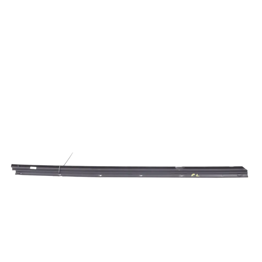 8N Roadster Uszczelka Listwy Szyby Lewa do Audi TT o numerze 8N7837477 Audi TT 8N Roadster Uszczelka Listwy Szyby Lewa - SKU 8N7837477 - Numer Części 8N7837477