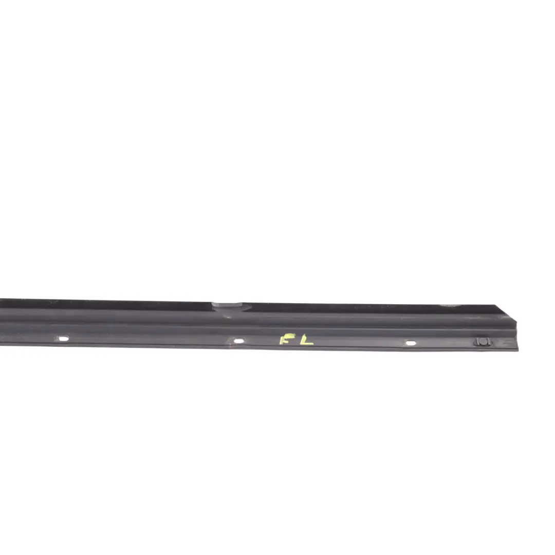 8N Roadster Joint Étanchéité Fenêtre Gauche pour Audi TT à propos du numéro de pièce 8N7837477 Audi TT 8N Roadster Joint Étanchéité Fenêtre Gauche - SKU 8N7837477 - Numéro de pièce 8N7837477