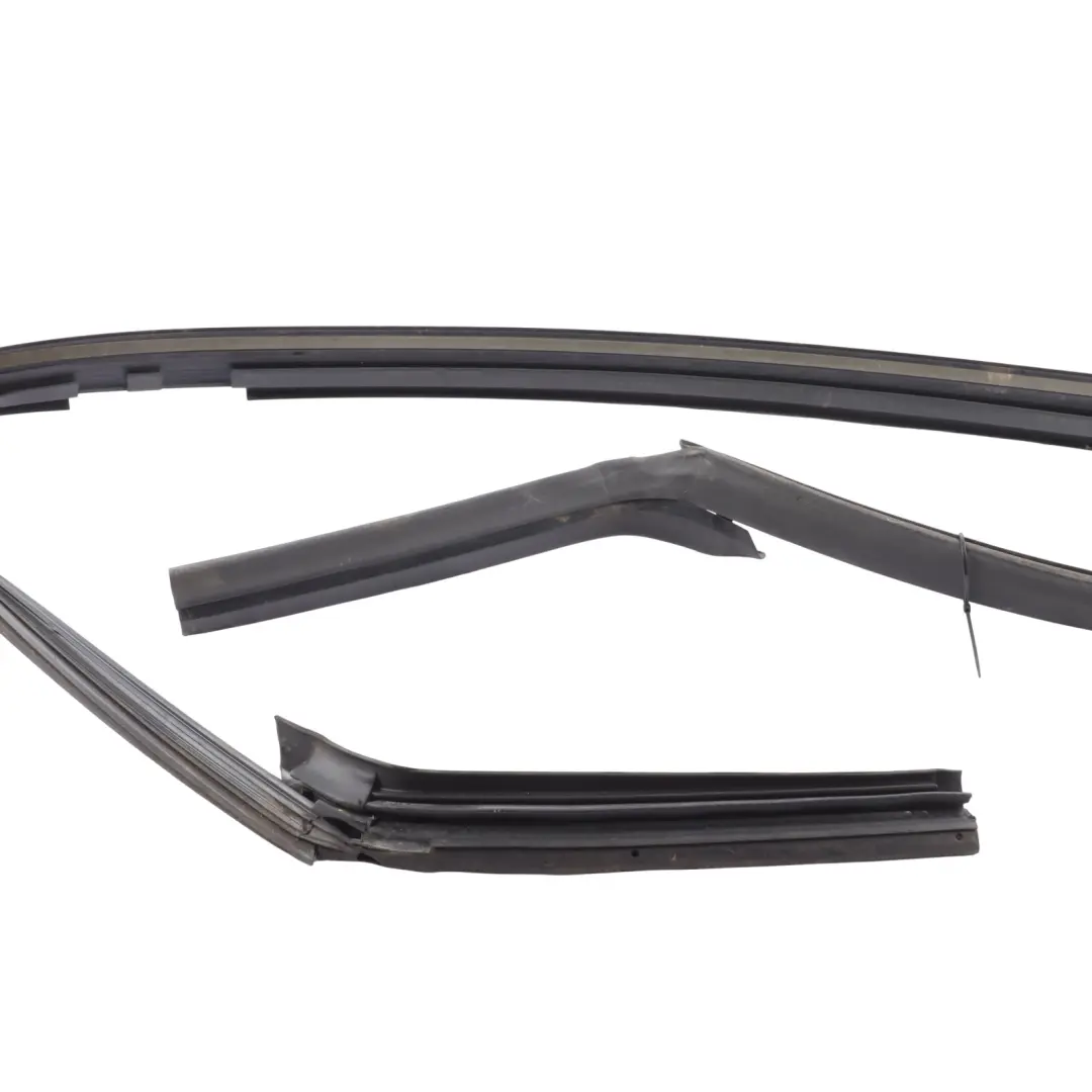 Audi TT 8N Convertible Windscreen Rubber Seal Gasket - SKU 8N7845353B - Part number 8N7845353B