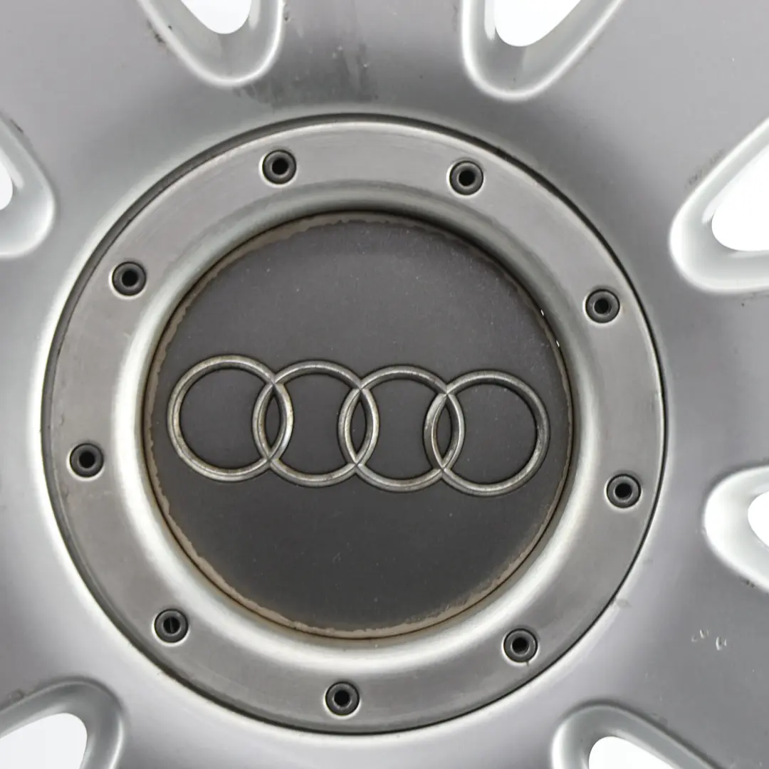 Audi A3 8P Silver Cerchio In Lega 16" 6,5J ET:50 A 9 Razze - SKU 8P0601025AA-1 - Numero di parte 8P0601025AA