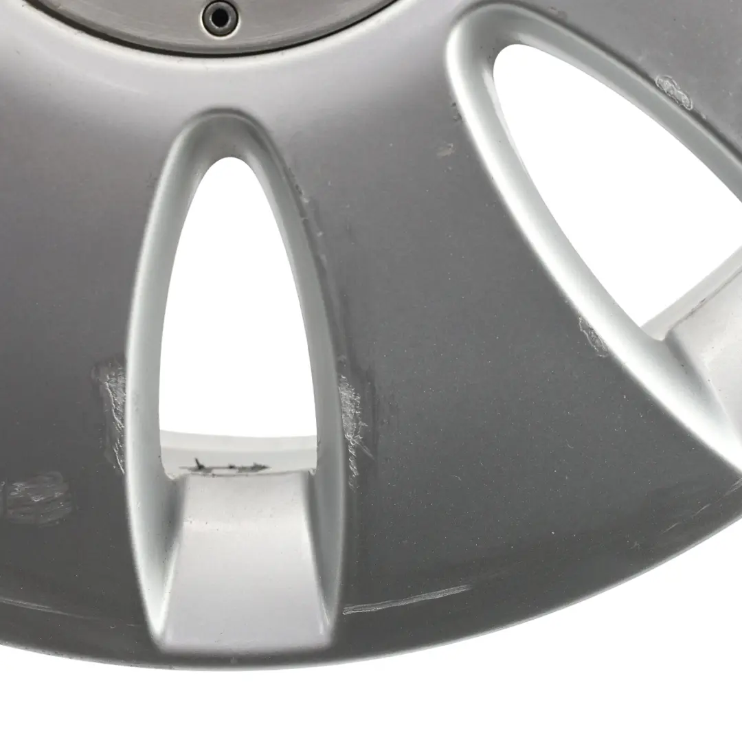 Silberne Leichtmetallfelge 16" 6,5J ET:50 9-Speiche für Audi A3 8P mit Teilenummer 8P0601025AA Audi A3 8P Silberne Leichtmetallfelge 16" 6,5J ET:50 9-Speiche - SKU 8P0601025AA-1 - Teilenummer 8P0601025AA