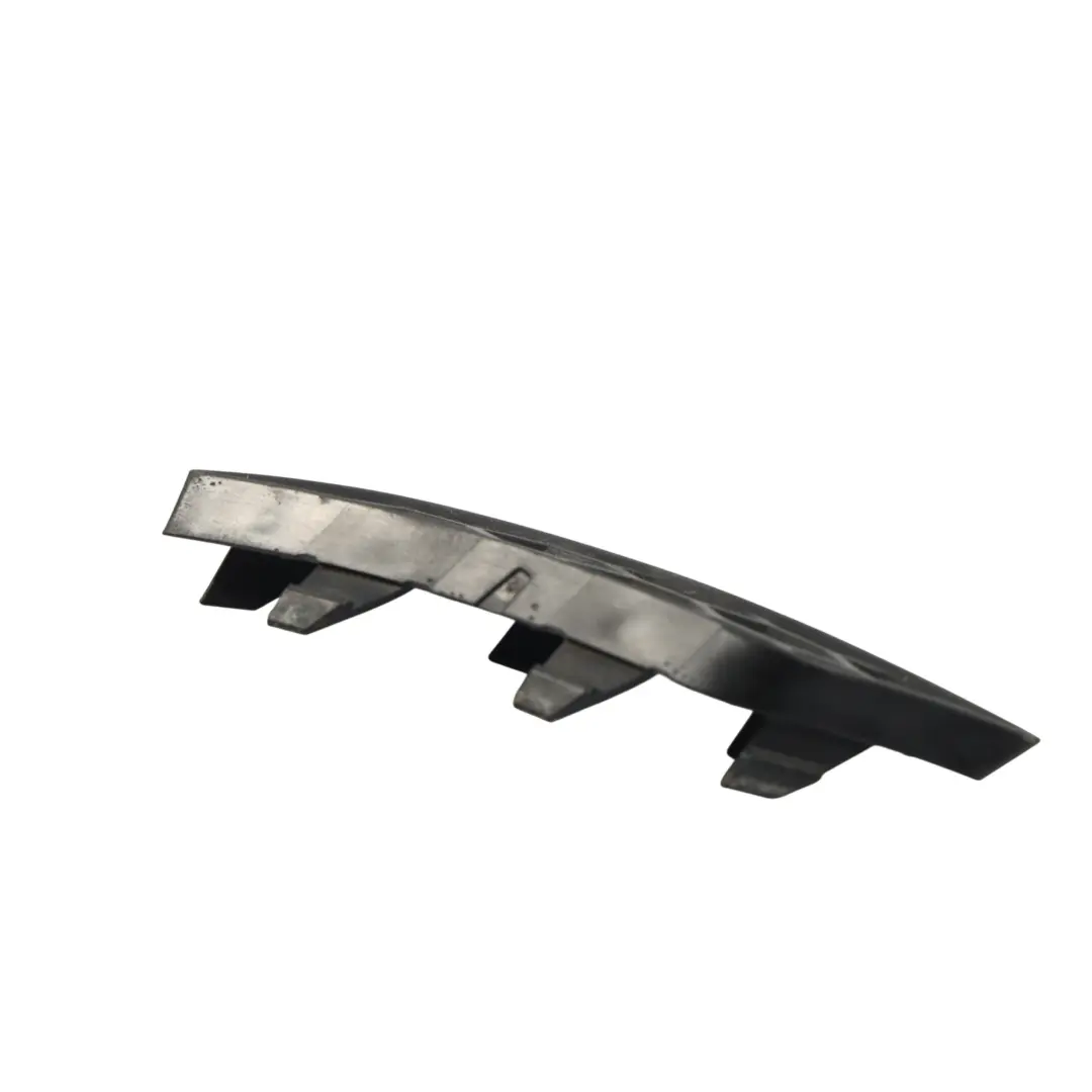 Alerón Trasero Para Difusor Doble Tubo Moldura Interior para Audi A3 8P con número de pieza 8P0807819A Audi A3 8P Alerón Trasero Para Difusor Doble Tubo Moldura Interior - SKU 8P0807819A - Número de pieza 8P0807819A