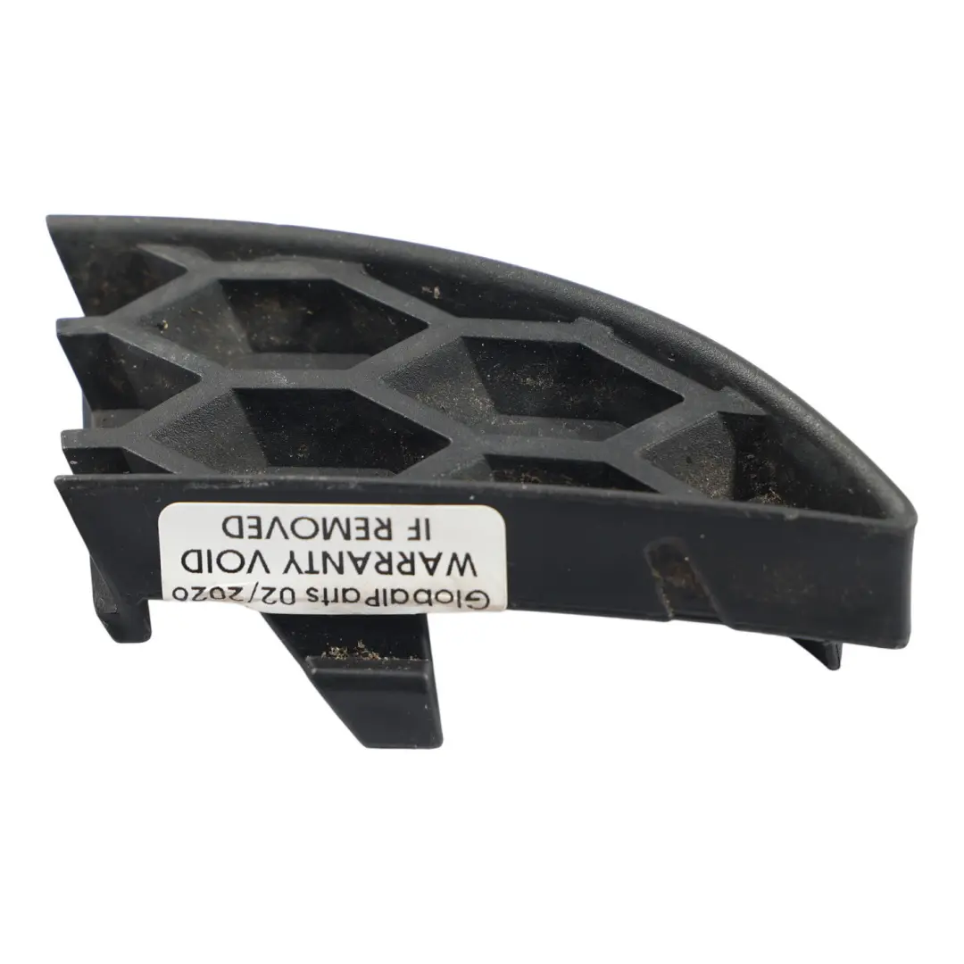 Copertura Esterna Paraurti Nero Posteriore Destro per Audi A3 8P S3 8P con numero di parte 8P0807820 Audi A3 8P S3 8P Copertura Esterna Paraurti Nero Posteriore Destro - SKU 8P0807820 - Numero di parte 8P0807820