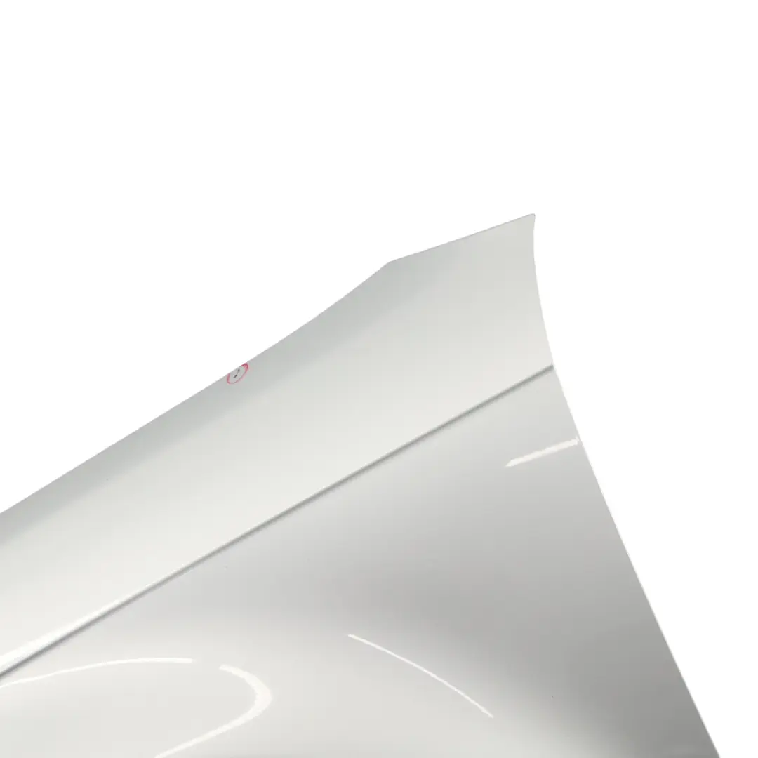 Pannello Laterale Anteriore Sinistro Copertura Ice Silver - X7W per Audi A3 8P con numero di parte 8P0821105G Audi A3 8P Pannello Laterale Anteriore Sinistro Copertura Ice Silver - X7W - SKU 8P0821105G-ICS - Numero di parte 8P0821105G