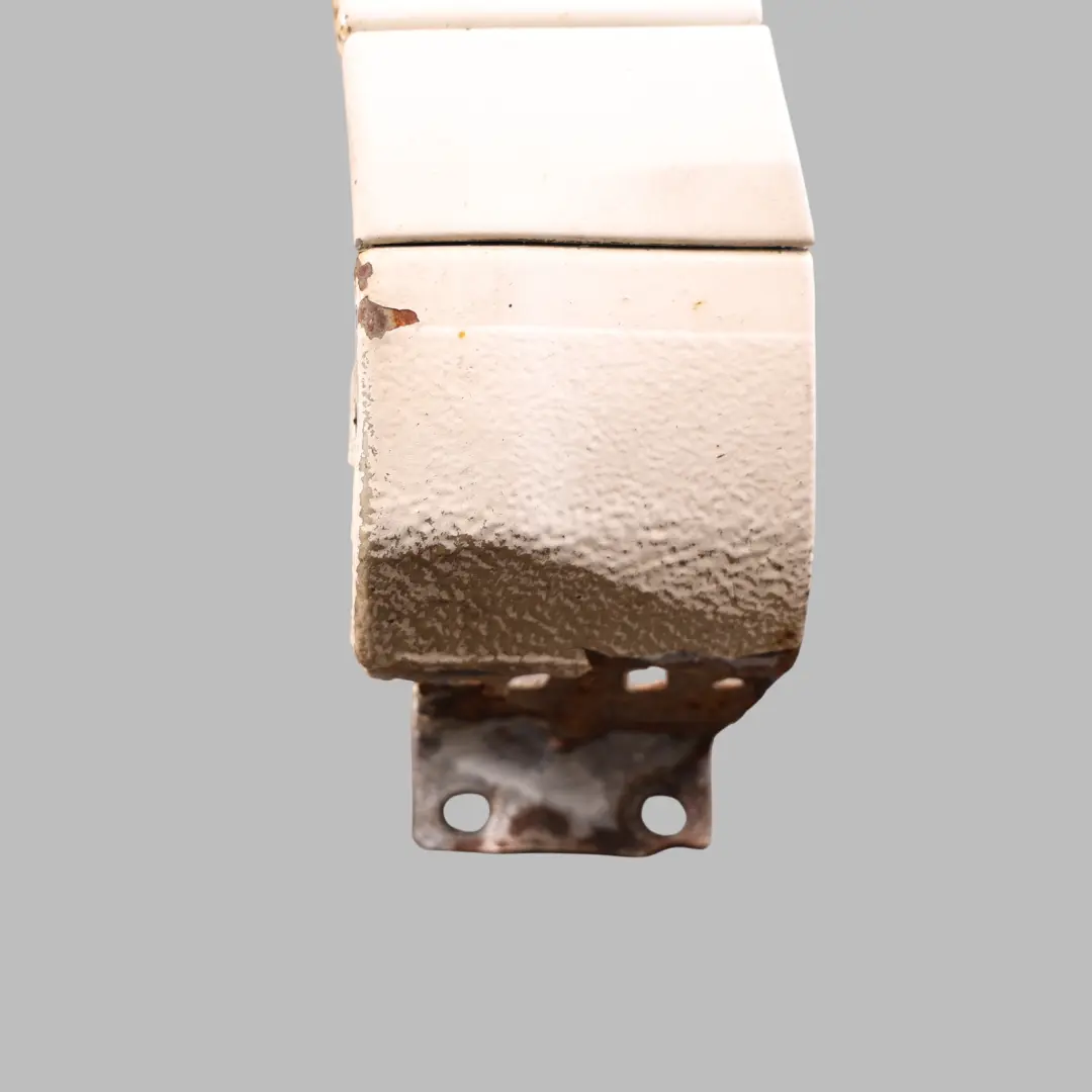  Panel lateral Audi A3 8P Guardabarros delantero izquierdo Blanco Ibis - Y9C - SKU 8P0821105G-IWH - Número de pieza 8P0821105G