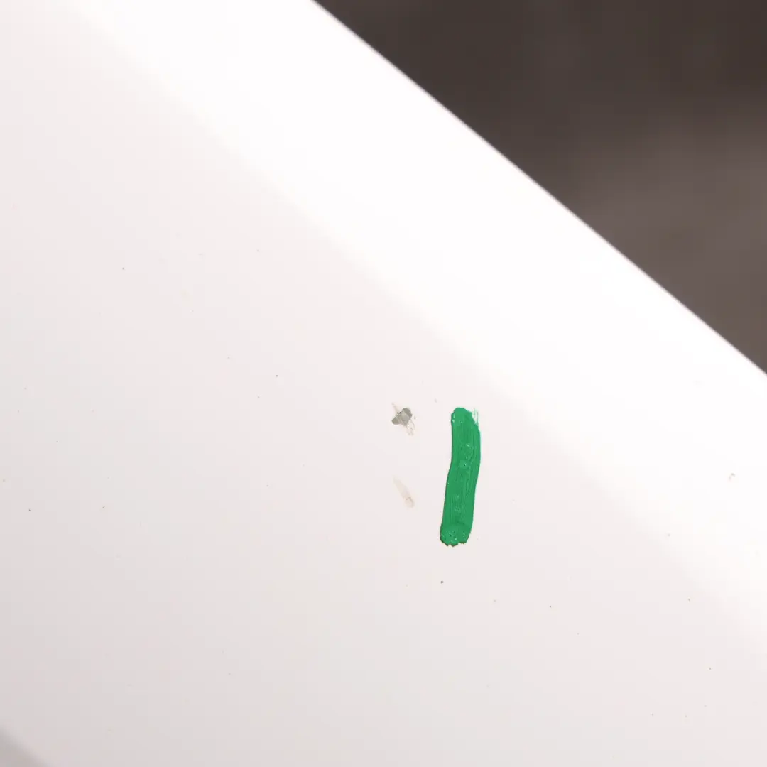 Side Panel Front Right O/S Wing Fender Ibis White - Y9C to Audi A3 8P with Part number 8P0821106G Audi A3 8P Side Panel Front Right O/S Wing Fender Ibis White - Y9C - SKU 8P0821106G-IWH - Part number 8P0821106G