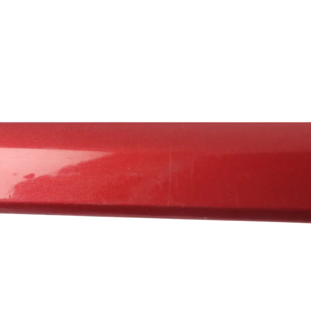 Moldura Puerta Delantera Derecha Rojo Granate Perla Z3F para Audi A3 8P con número de pieza 8P4853954A Audi A3 8P Moldura Puerta Delantera Derecha Rojo Granate Perla Z3F - SKU 8P4853954A-GAR - Número de pieza 8P4853954A