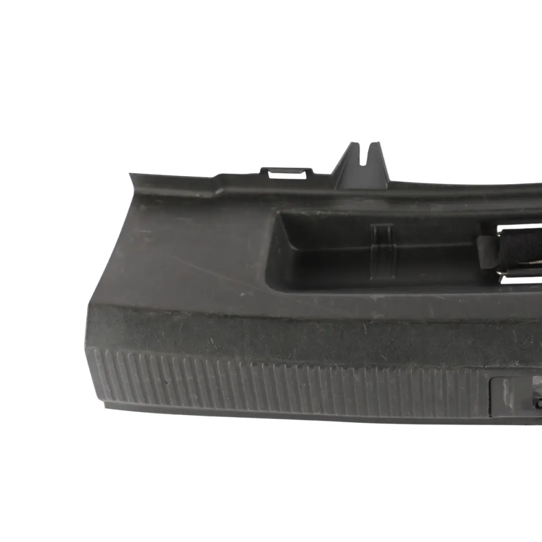 Audi A3 8P Pannello Copertura Serratura Bagagliaio Posteriore - SKU 8P4863471A - Numero di parte 8P4863471A