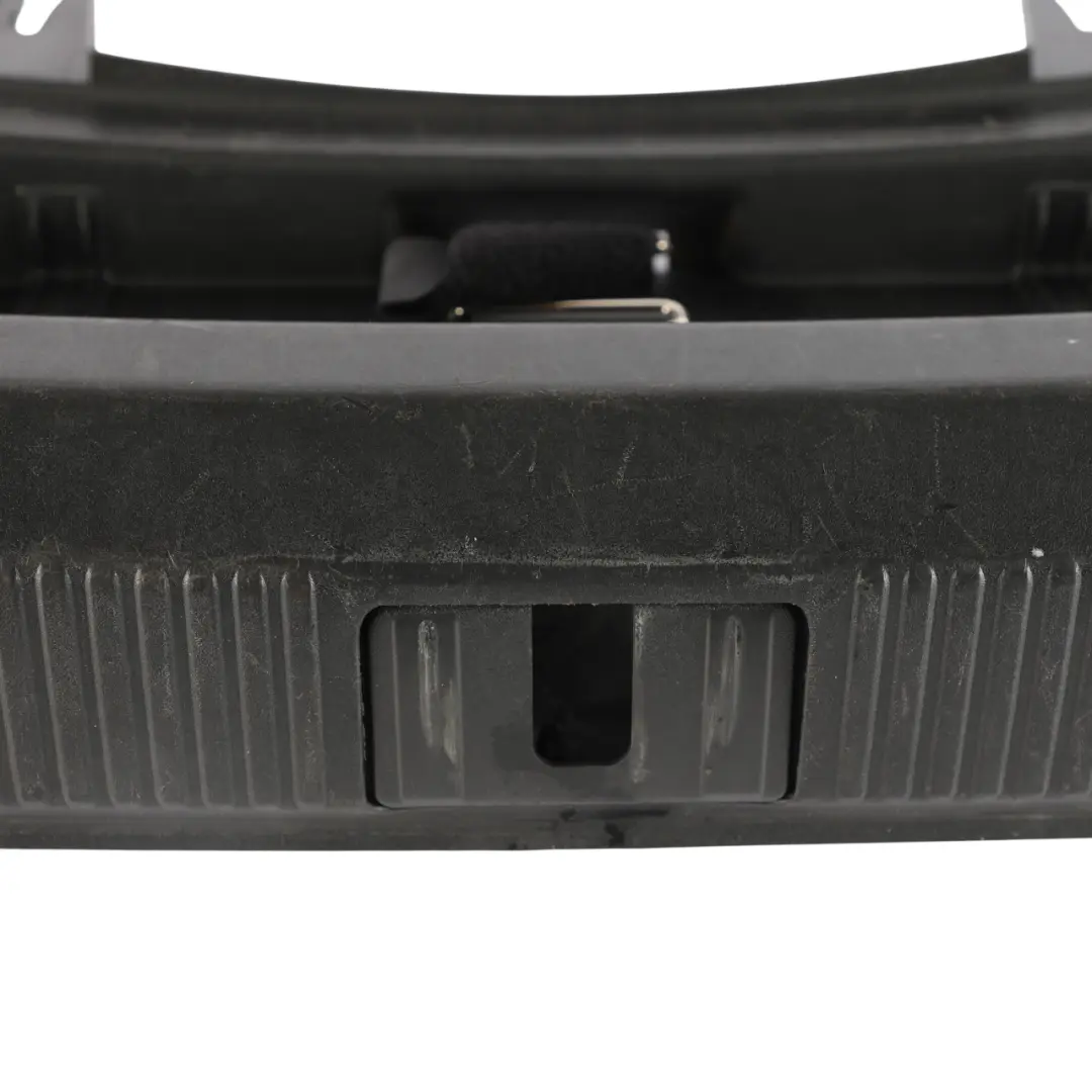 Audi A3 8P Pannello Copertura Serratura Bagagliaio Posteriore - SKU 8P4863471A - Numero di parte 8P4863471A