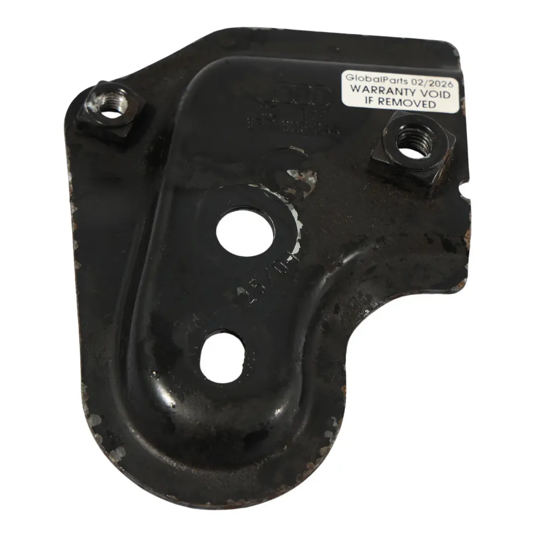 Uchwyt Wspornika Osłony Podwozia Prawy do Audi A3 8P o numerze 8P7825344 Audi A3 8P Uchwyt Wspornika Osłony Podwozia Prawy - SKU 8P7825344 - Numer Części 8P7825344