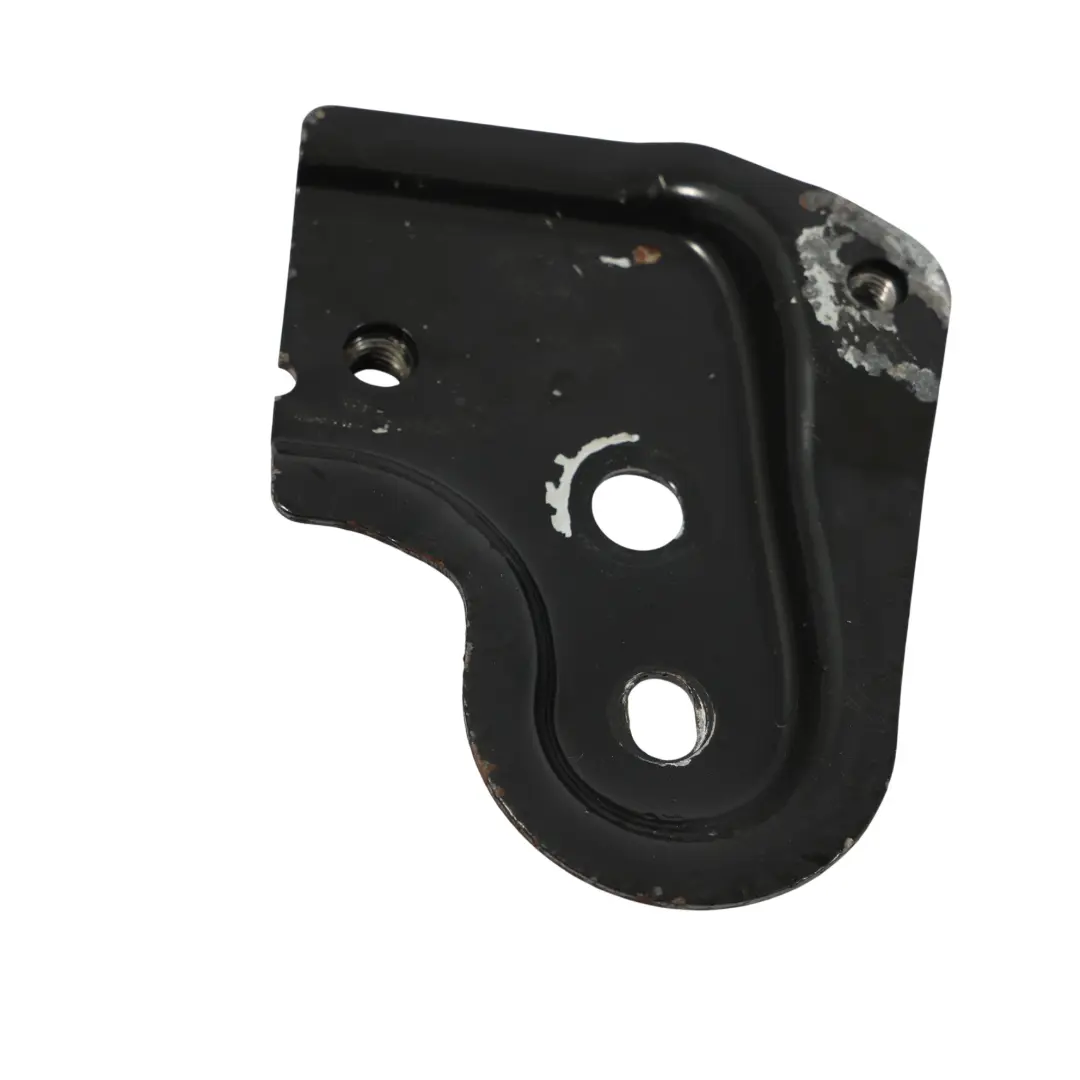 Audi A3 8P Support Fixation Protection Soubassement Droit - SKU 8P7825344 - Numéro de pièce 8P7825344