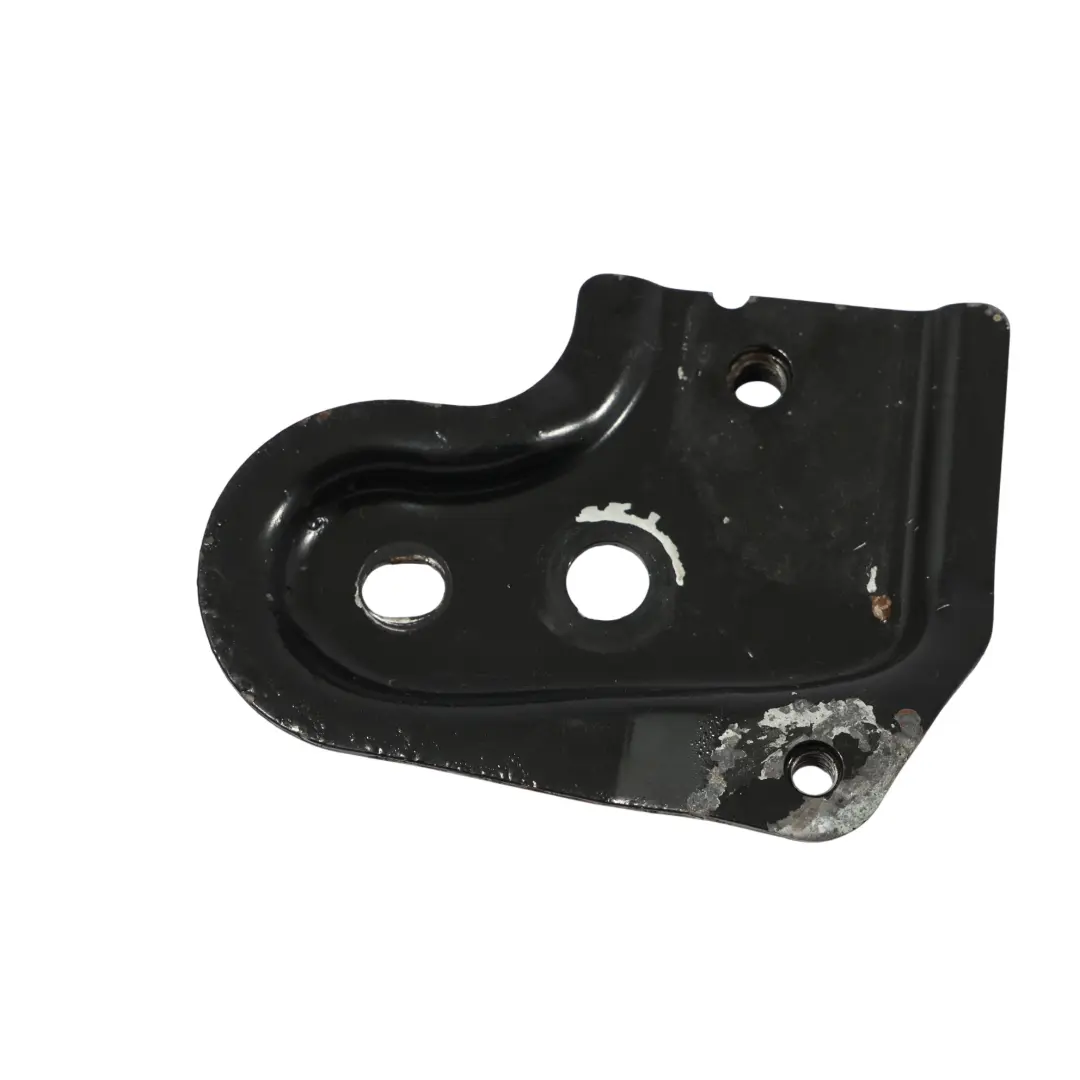 Audi A3 8P Support Fixation Protection Soubassement Droit - SKU 8P7825344 - Numéro de pièce 8P7825344