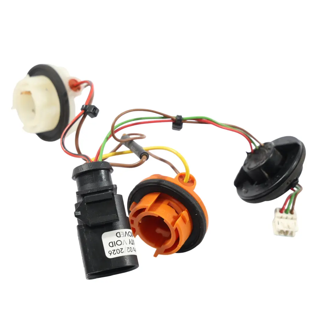 Tail Light Bulb Holder Socket Left Right N/O/S to Audi A3 8P Cabrio Rear with Part number 8P7945221 Audi A3 8P Cabrio Rear Tail Light Bulb Holder Socket Left Right N/O/S - SKU 8P7945221 - Part number 8P7945221