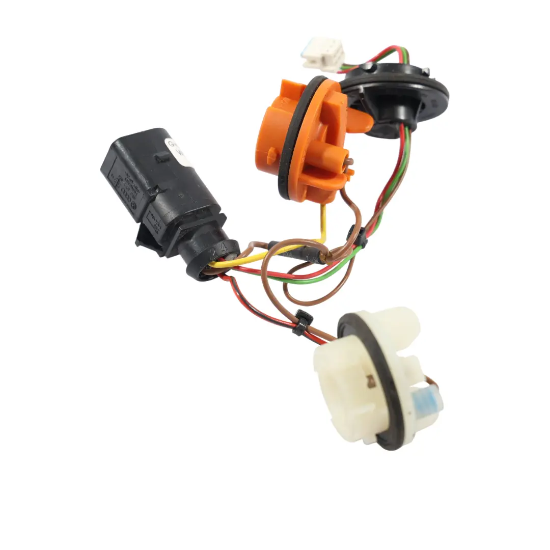 Audi A3 8P Cabrio Rücklicht Glühlampen Fassung Links Rechts - SKU 8P7945221 - Teilenummer 8P7945221